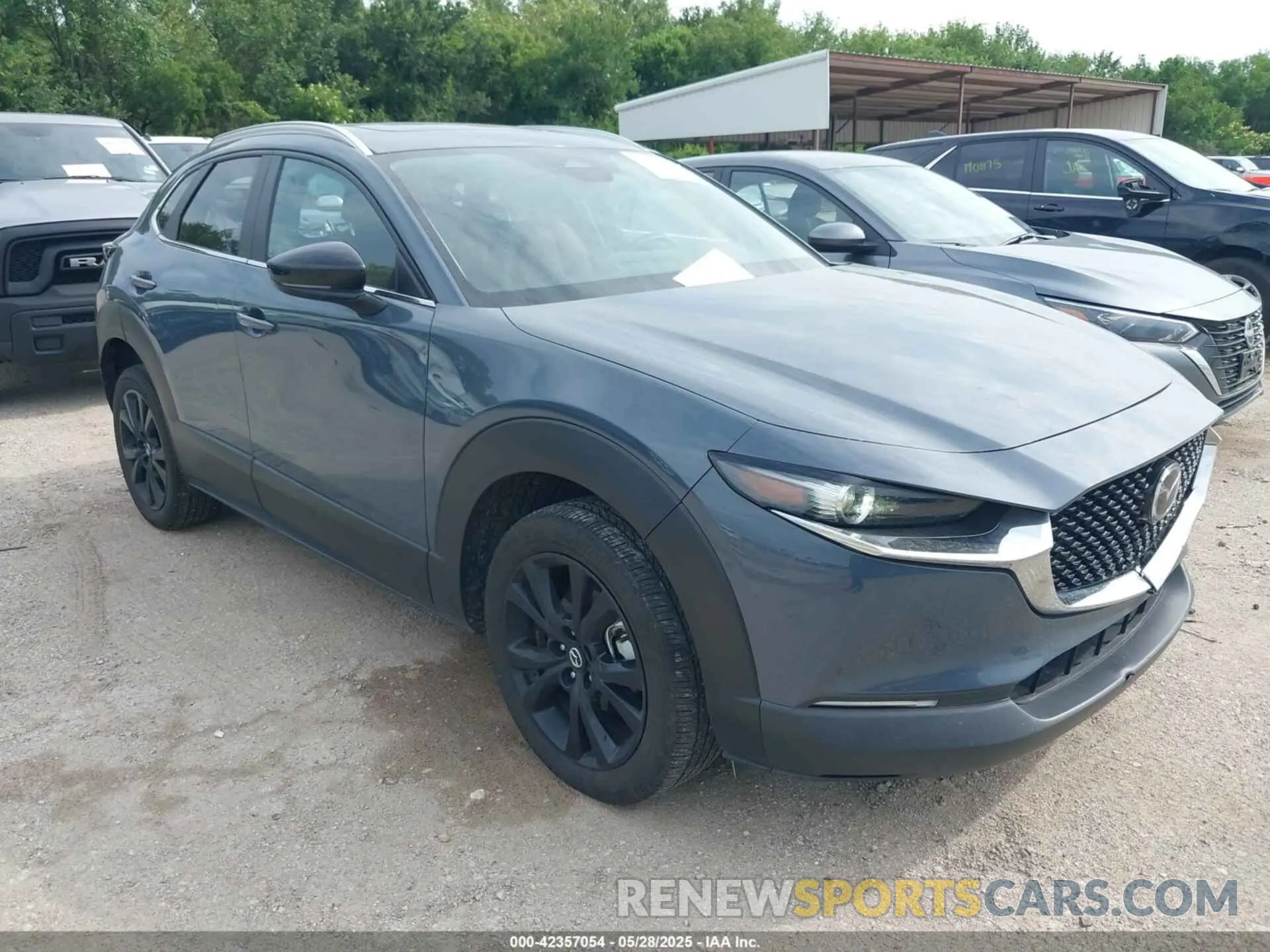 1 Photograph of a damaged car 3MVDMBCM3RM647663 MAZDA CX-30 2024