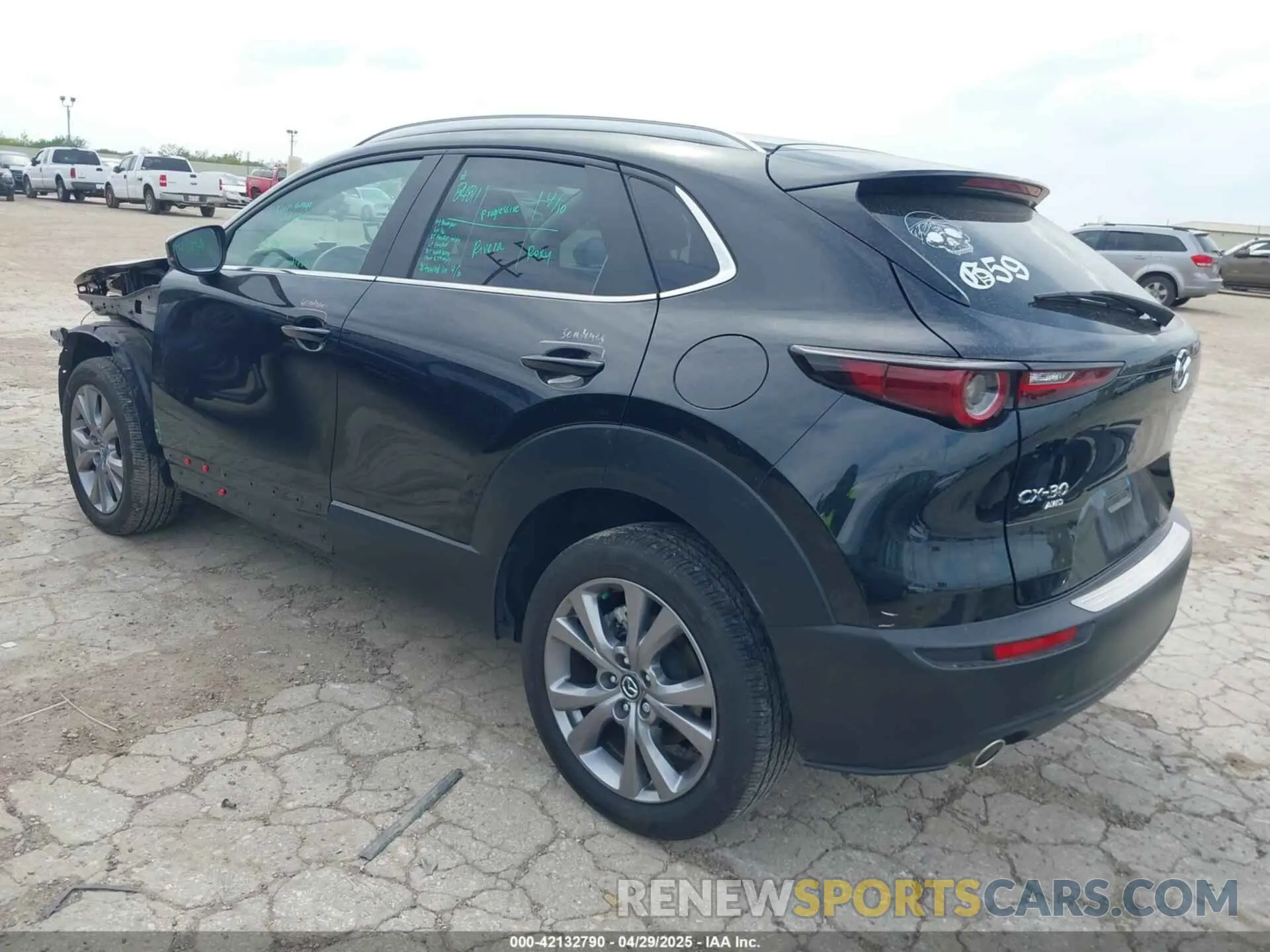 3 Photograph of a damaged car 3MVDMBCM3RM658212 MAZDA CX-30 2024