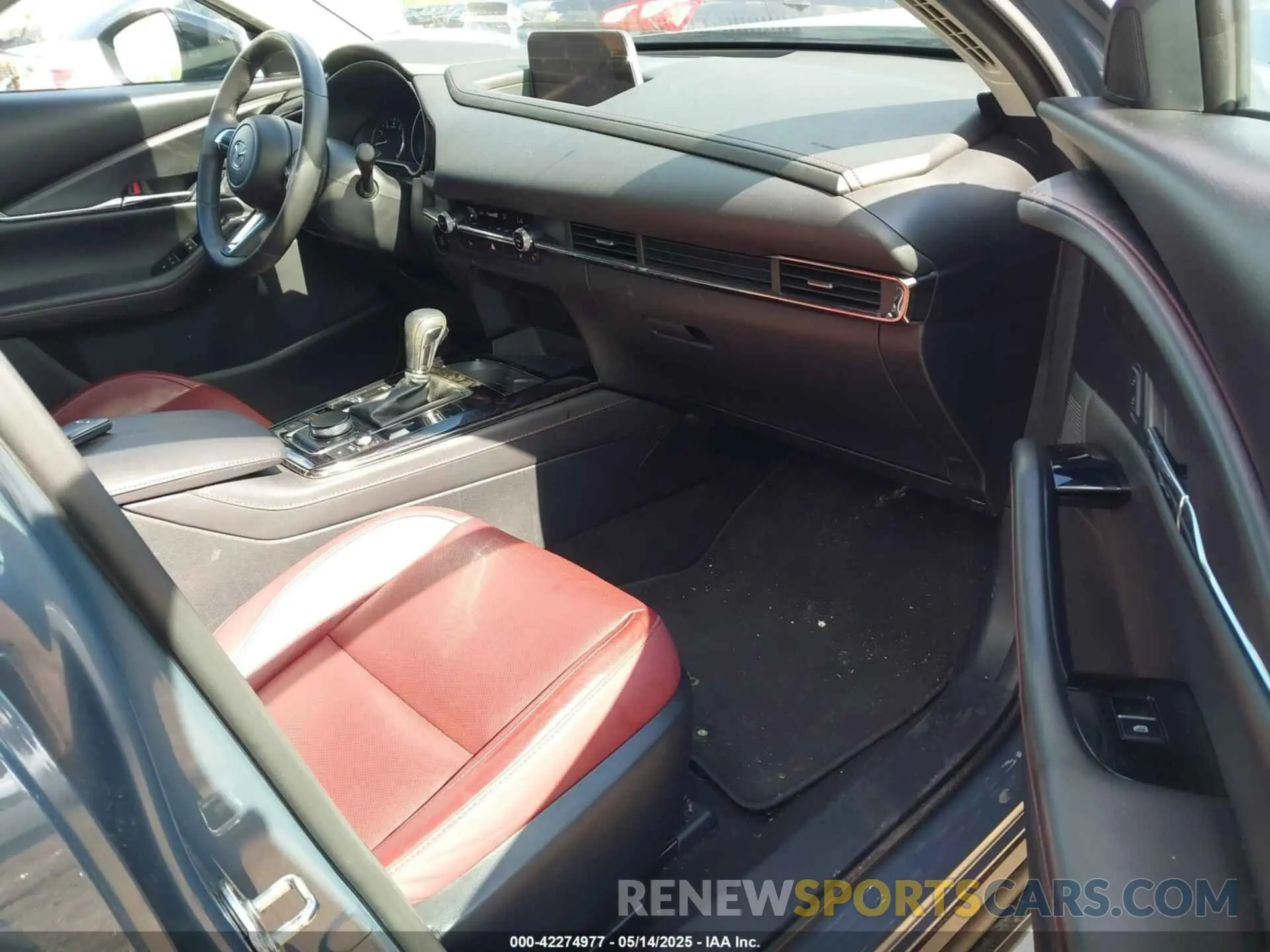 5 Фотография поврежденного автомобиля 3MVDMBCM3RM664365 MAZDA CX-30 2024