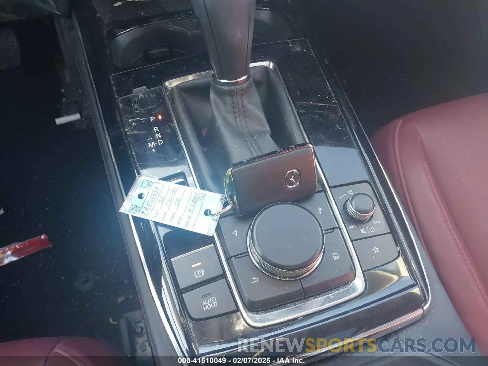 11 Photograph of a damaged car 3MVDMBCM3RM681330 MAZDA CX-30 2024