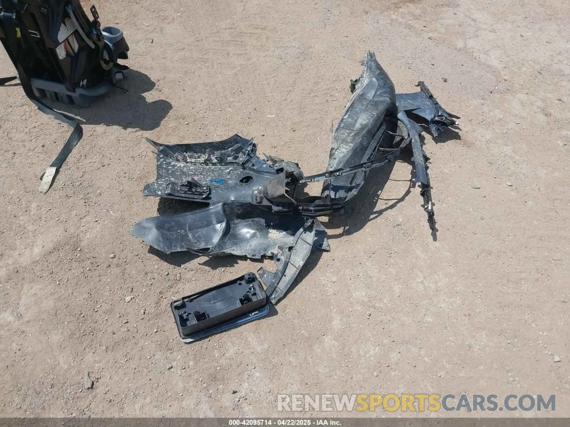 12 Фотография поврежденного автомобиля 3MVDMBCM3RM683241 MAZDA CX-30 2024