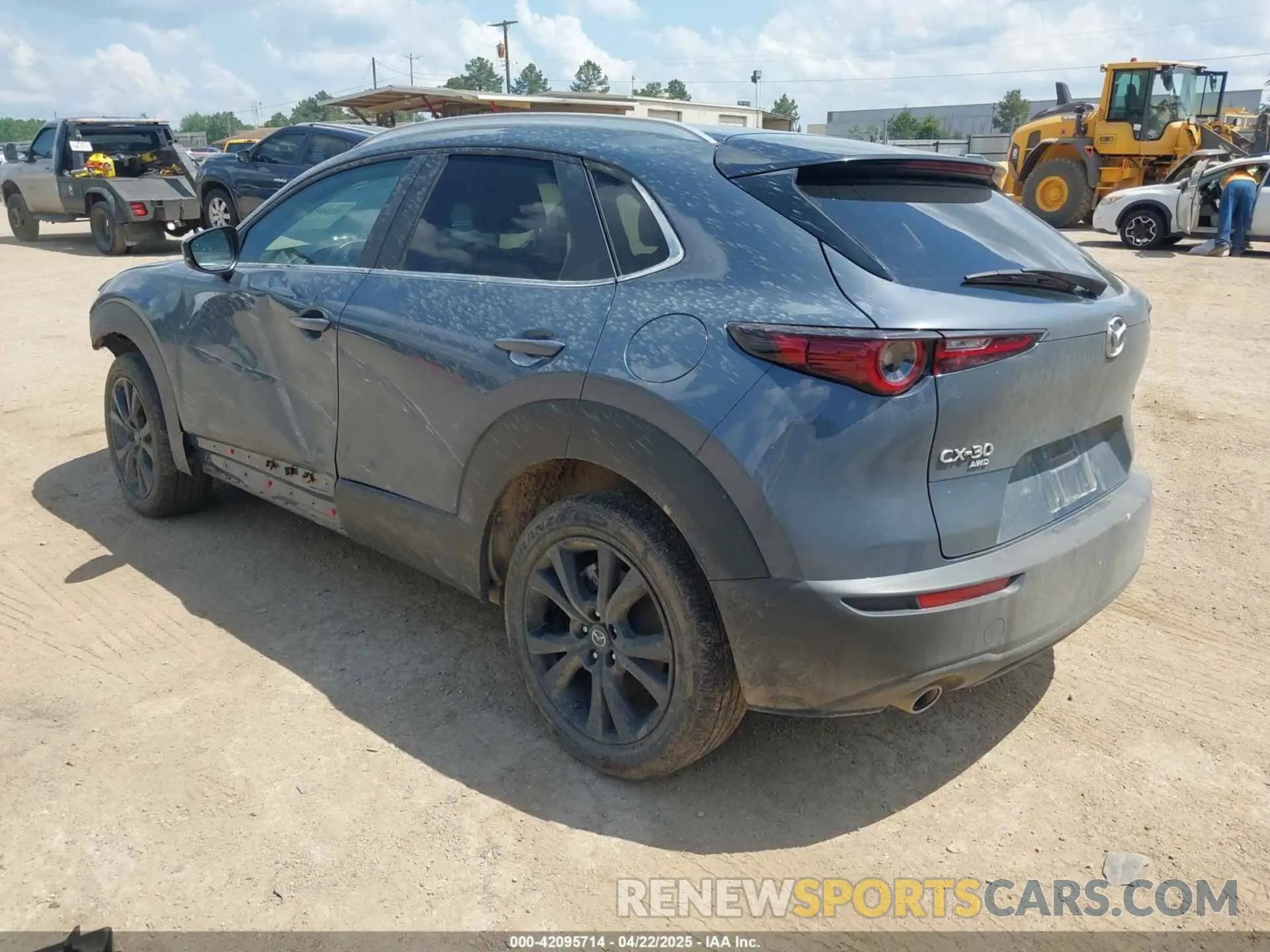 3 Фотография поврежденного автомобиля 3MVDMBCM3RM683241 MAZDA CX-30 2024
