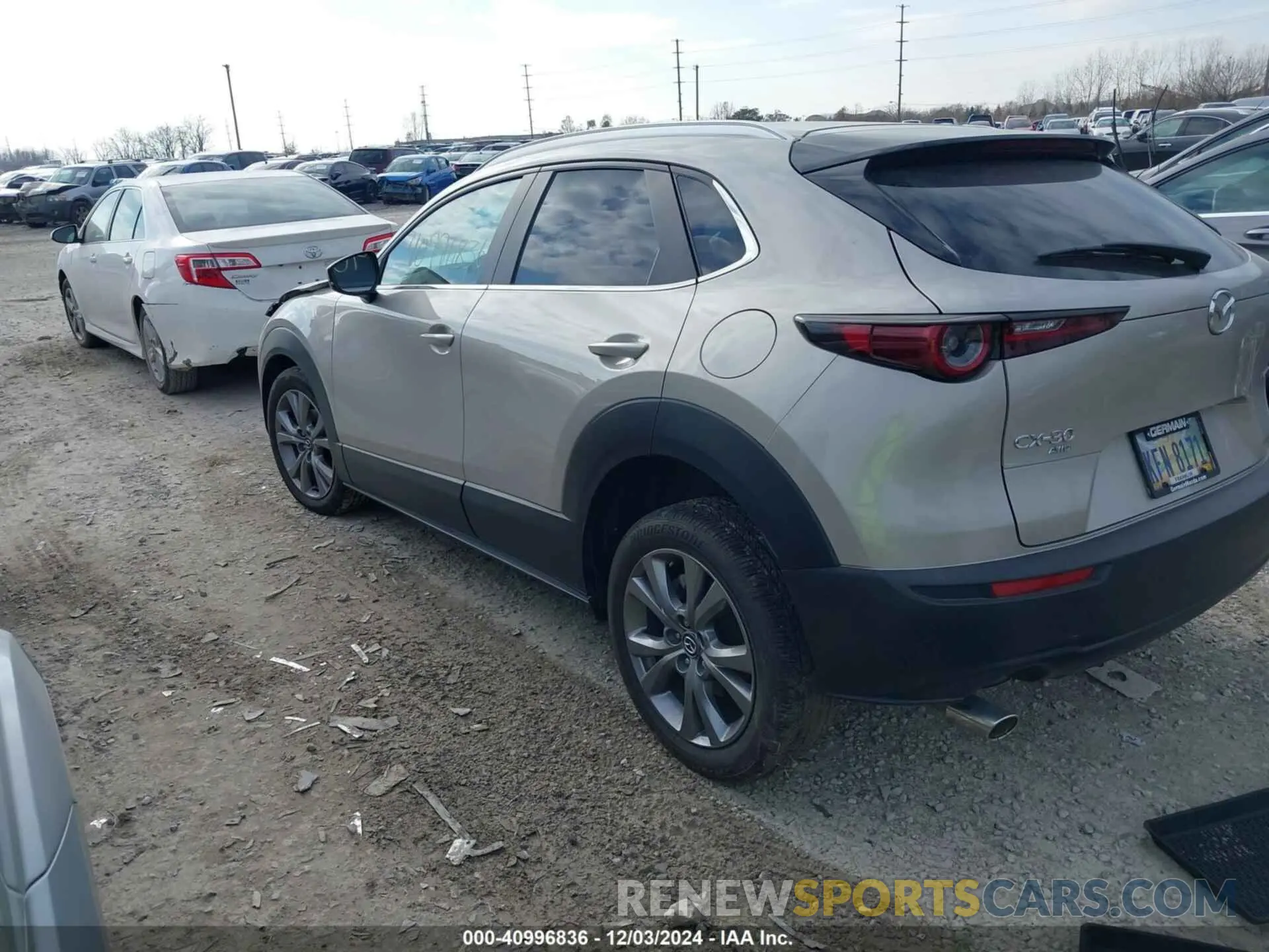 3 Photograph of a damaged car 3MVDMBCM6RM608131 MAZDA CX-30 2024