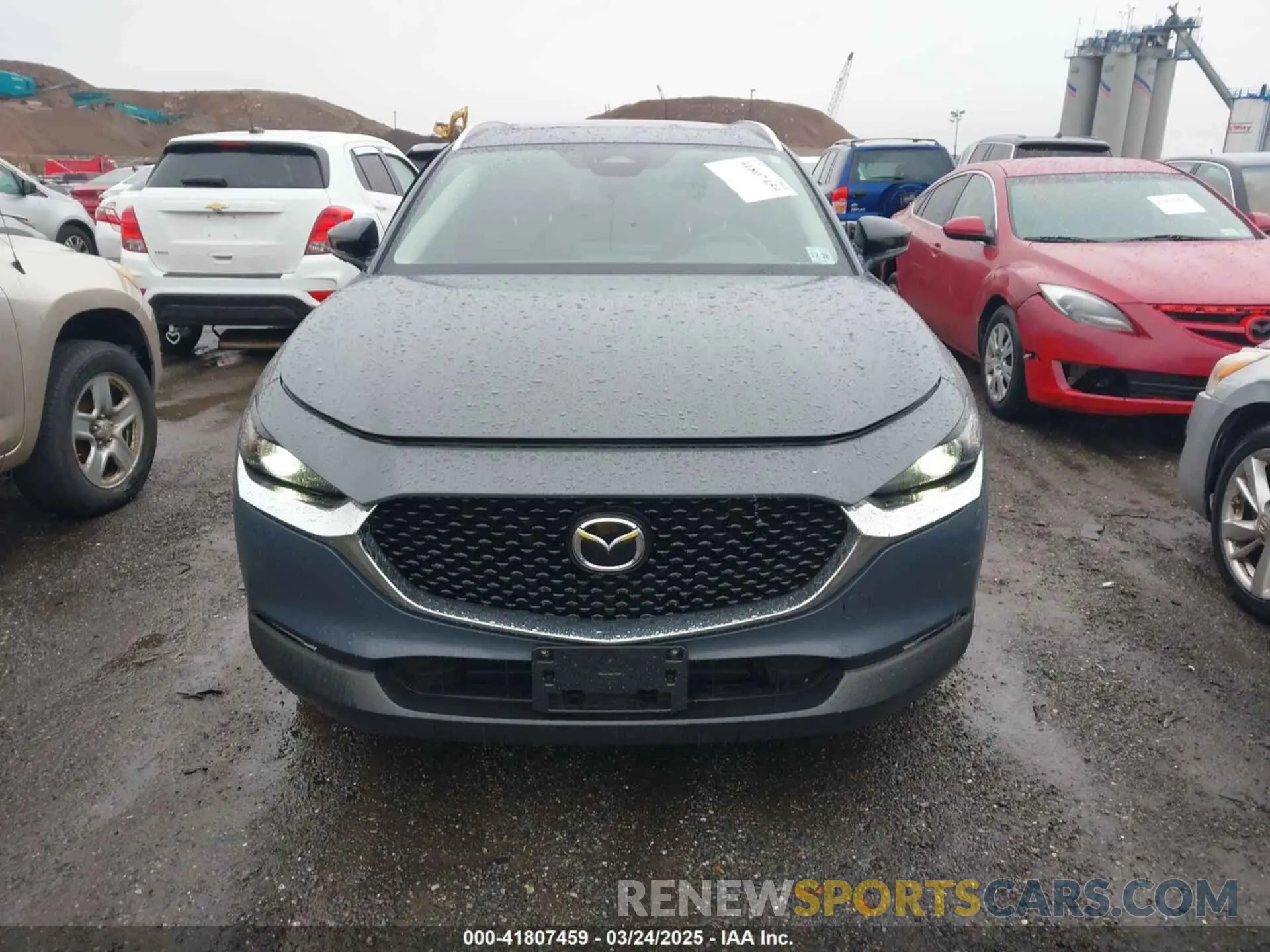 12 Photograph of a damaged car 3MVDMBCM7RM606050 MAZDA CX-30 2024