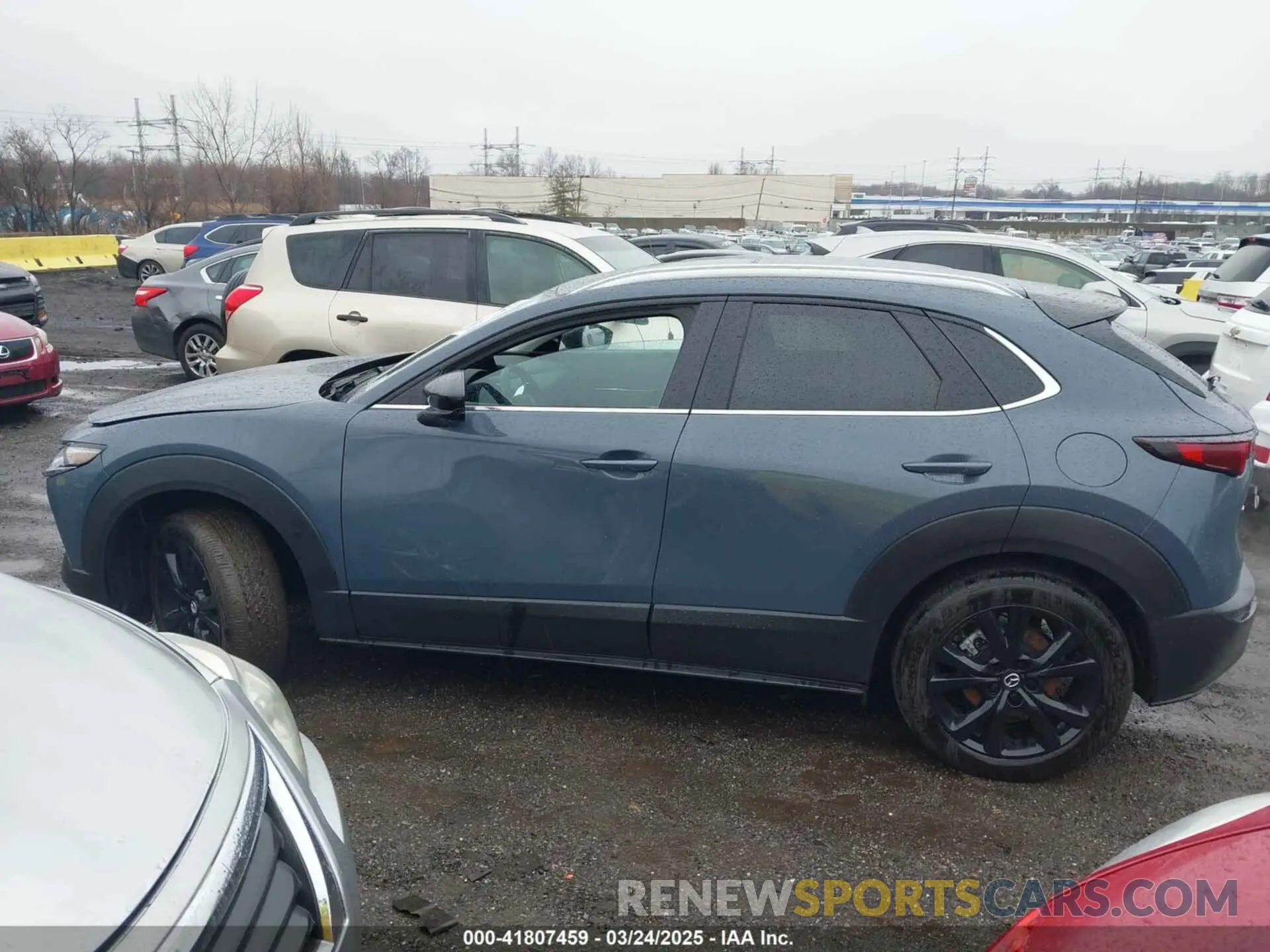 14 Photograph of a damaged car 3MVDMBCM7RM606050 MAZDA CX-30 2024