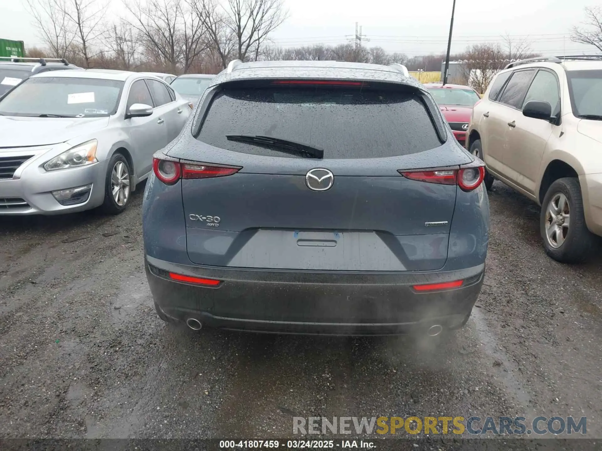 16 Photograph of a damaged car 3MVDMBCM7RM606050 MAZDA CX-30 2024