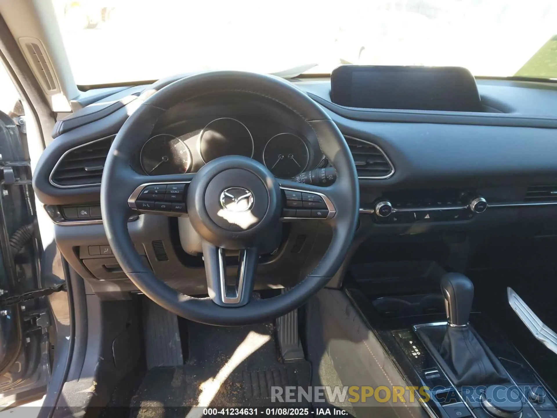 19 Фотография поврежденного автомобиля 3MVDMBCM7RM647083 MAZDA CX-30 2024