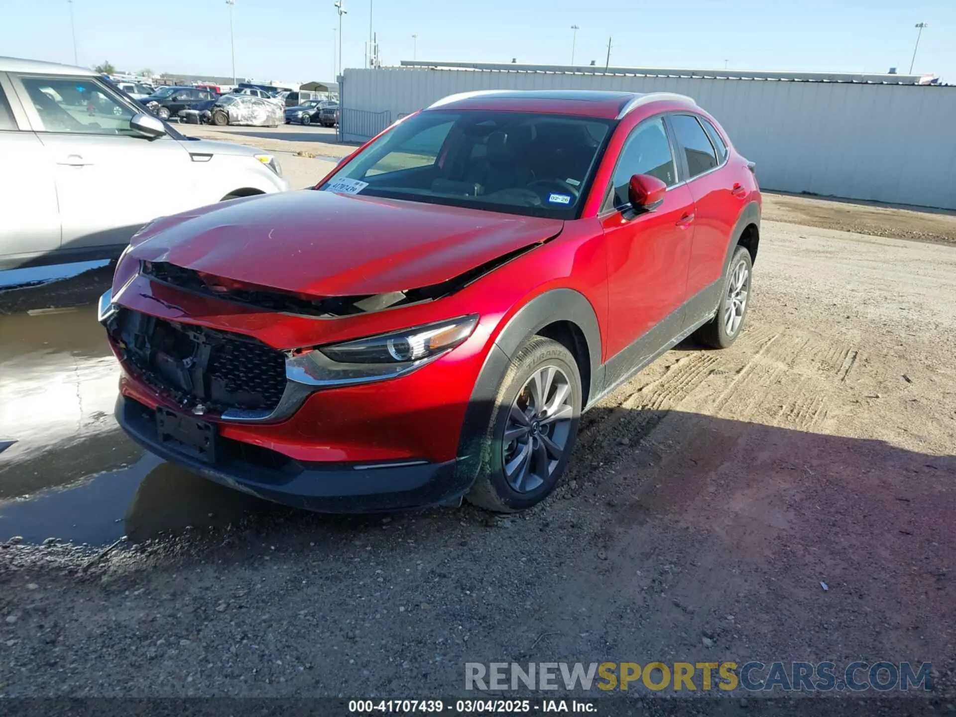 2 Photograph of a damaged car 3MVDMBCM7RM647553 MAZDA CX-30 2024