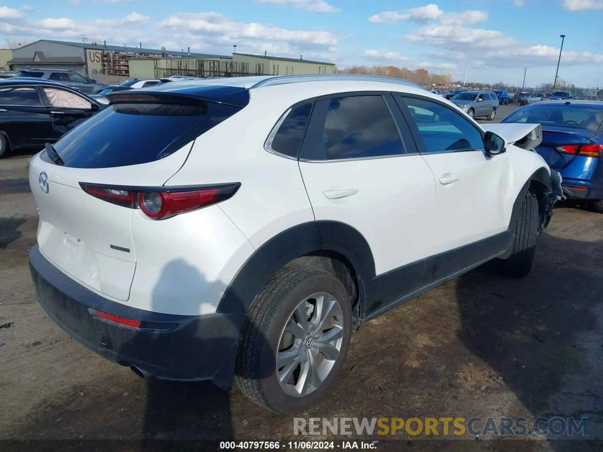 4 Фотография поврежденного автомобиля 3MVDMBCM8RM603044 MAZDA CX-30 2024
