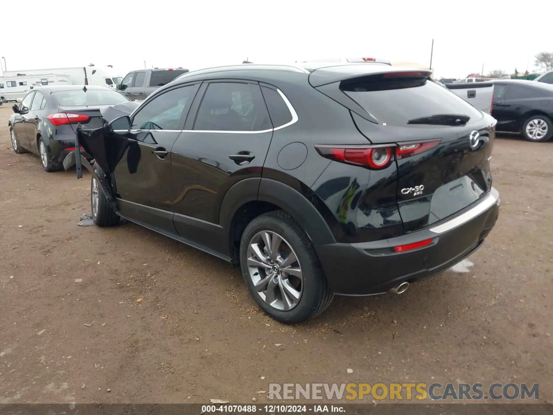 3 Photograph of a damaged car 3MVDMBCM9RM621925 MAZDA CX-30 2024