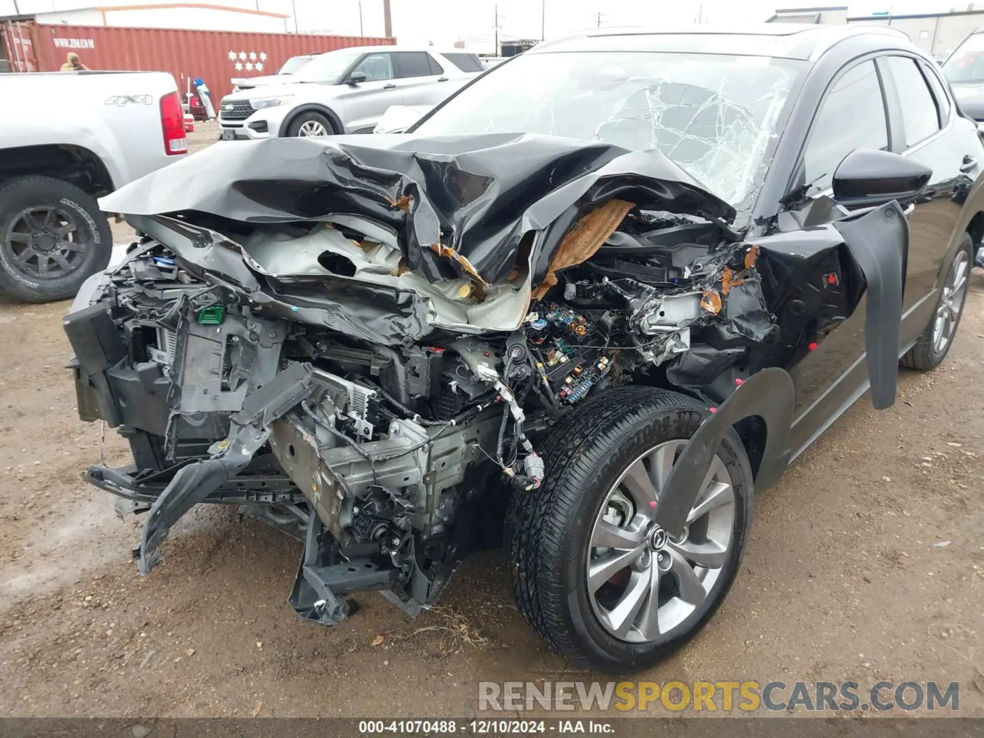 6 Photograph of a damaged car 3MVDMBCM9RM621925 MAZDA CX-30 2024