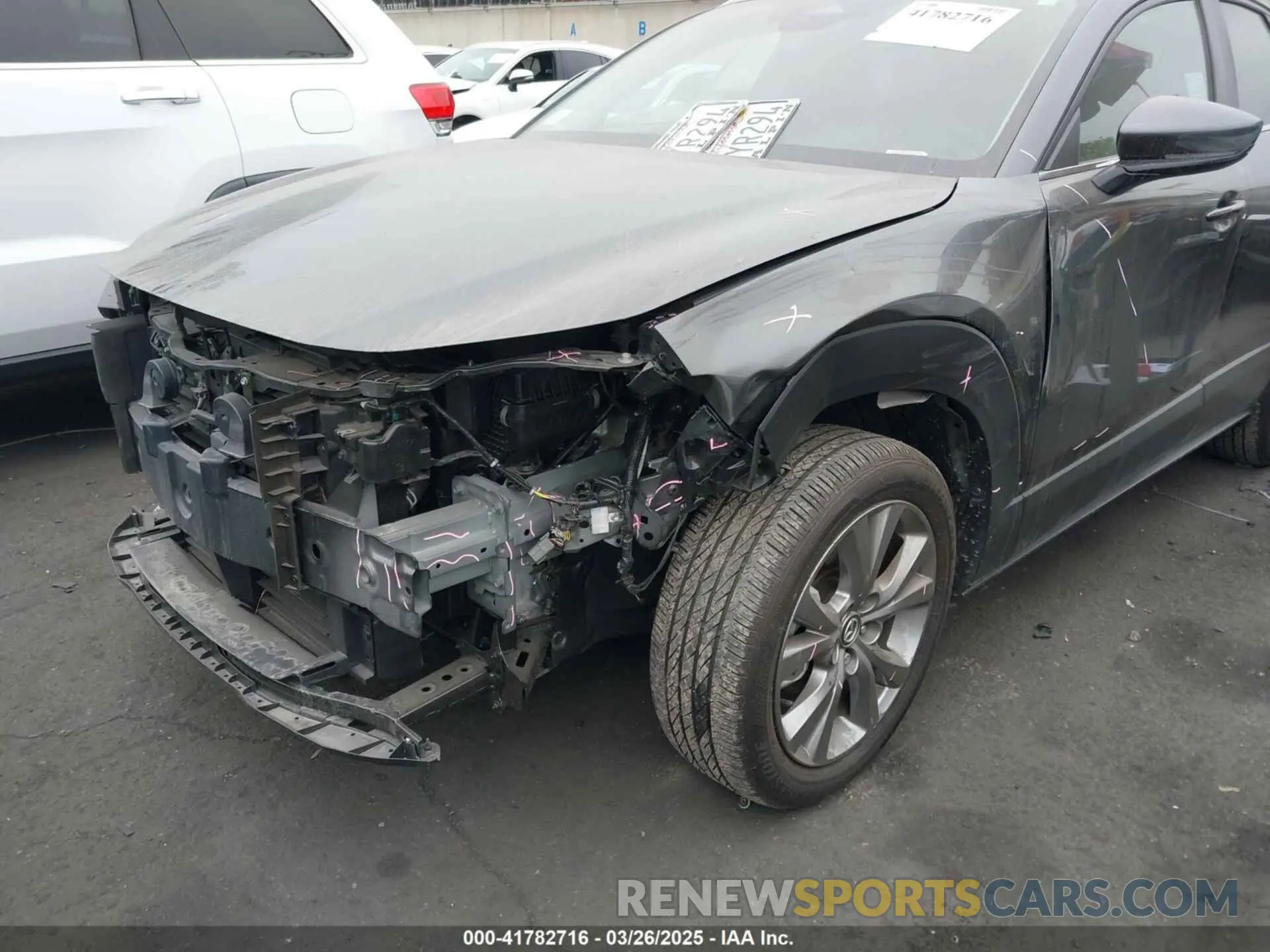 6 Фотография поврежденного автомобиля 3MVDMBCM9RM636876 MAZDA CX-30 2024