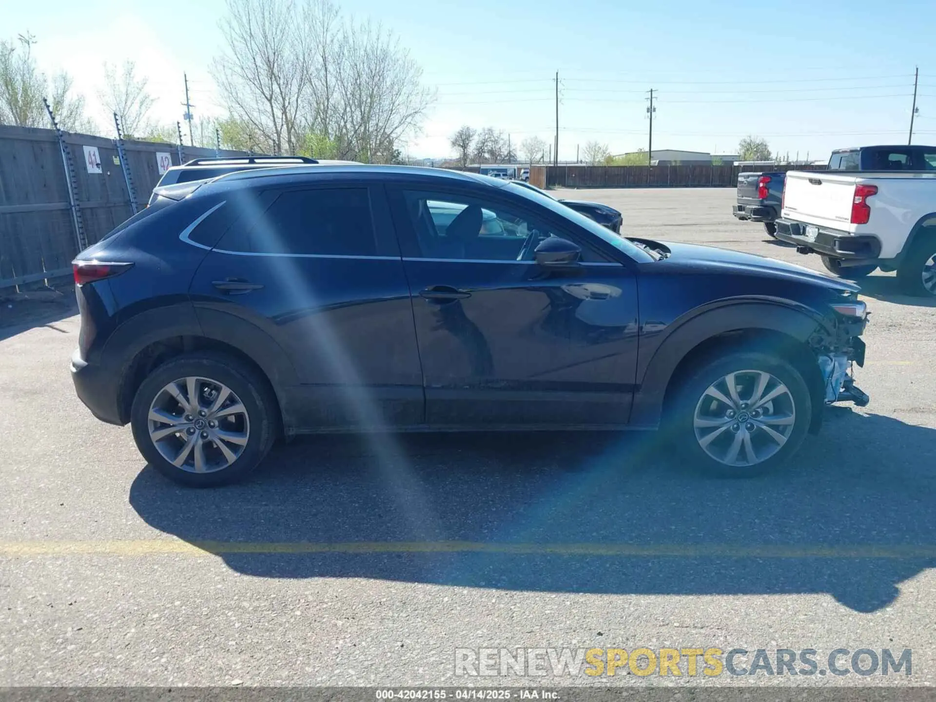 14 Фотография поврежденного автомобиля 3MVDMBCMXRM604020 MAZDA CX-30 2024