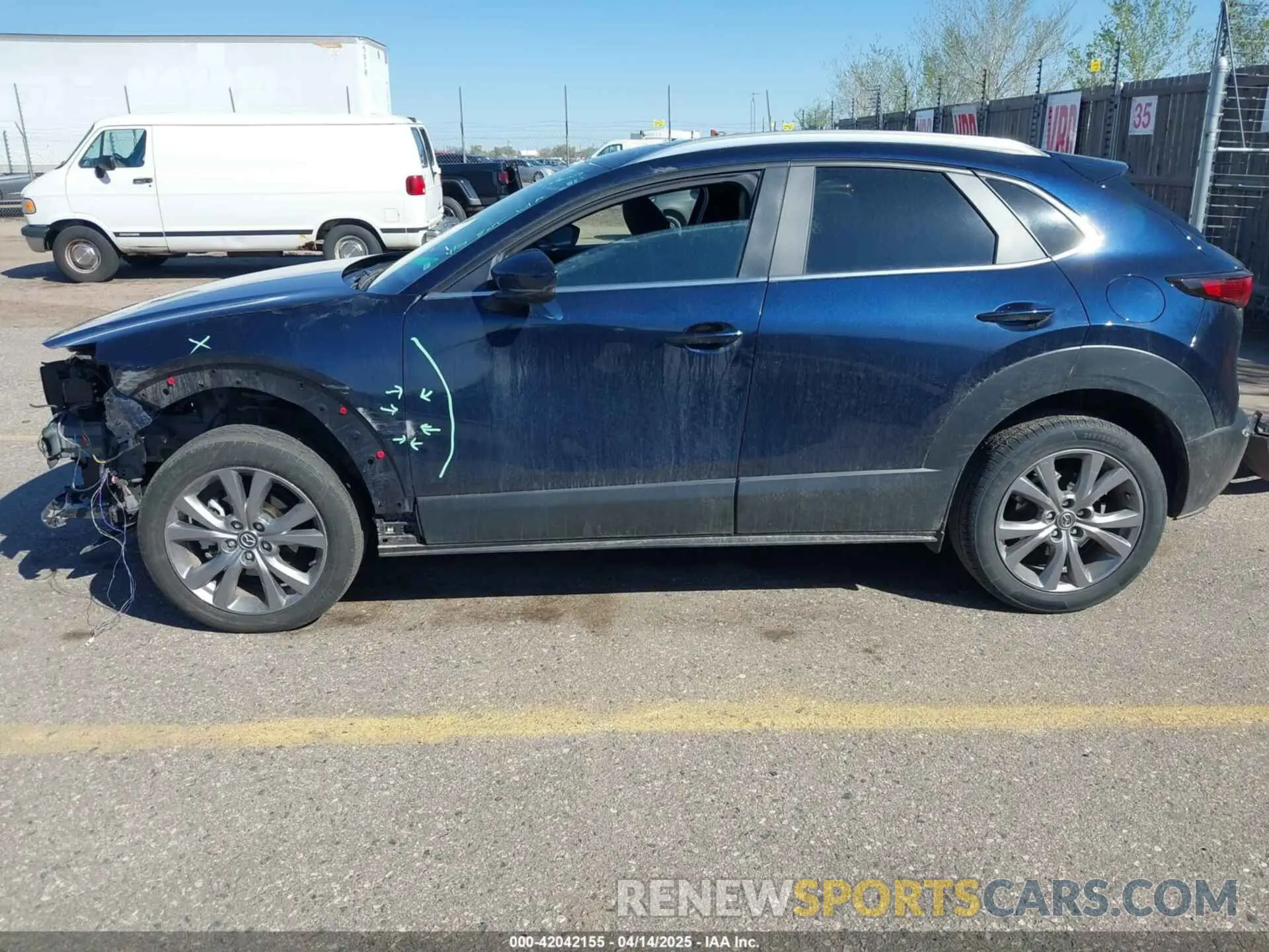 15 Фотография поврежденного автомобиля 3MVDMBCMXRM604020 MAZDA CX-30 2024