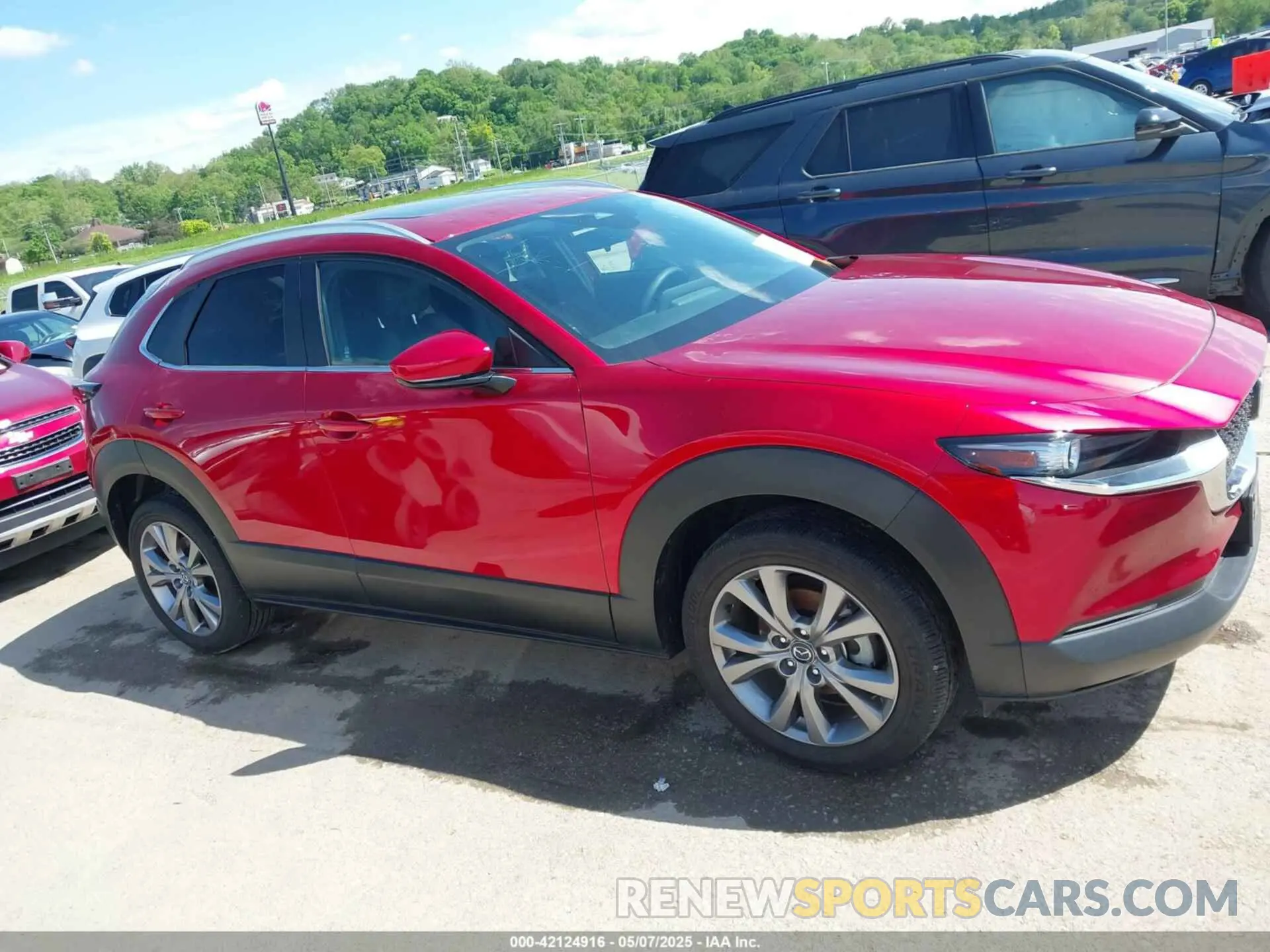 13 Photograph of a damaged car 3MVDMBCMXRM619875 MAZDA CX-30 2024