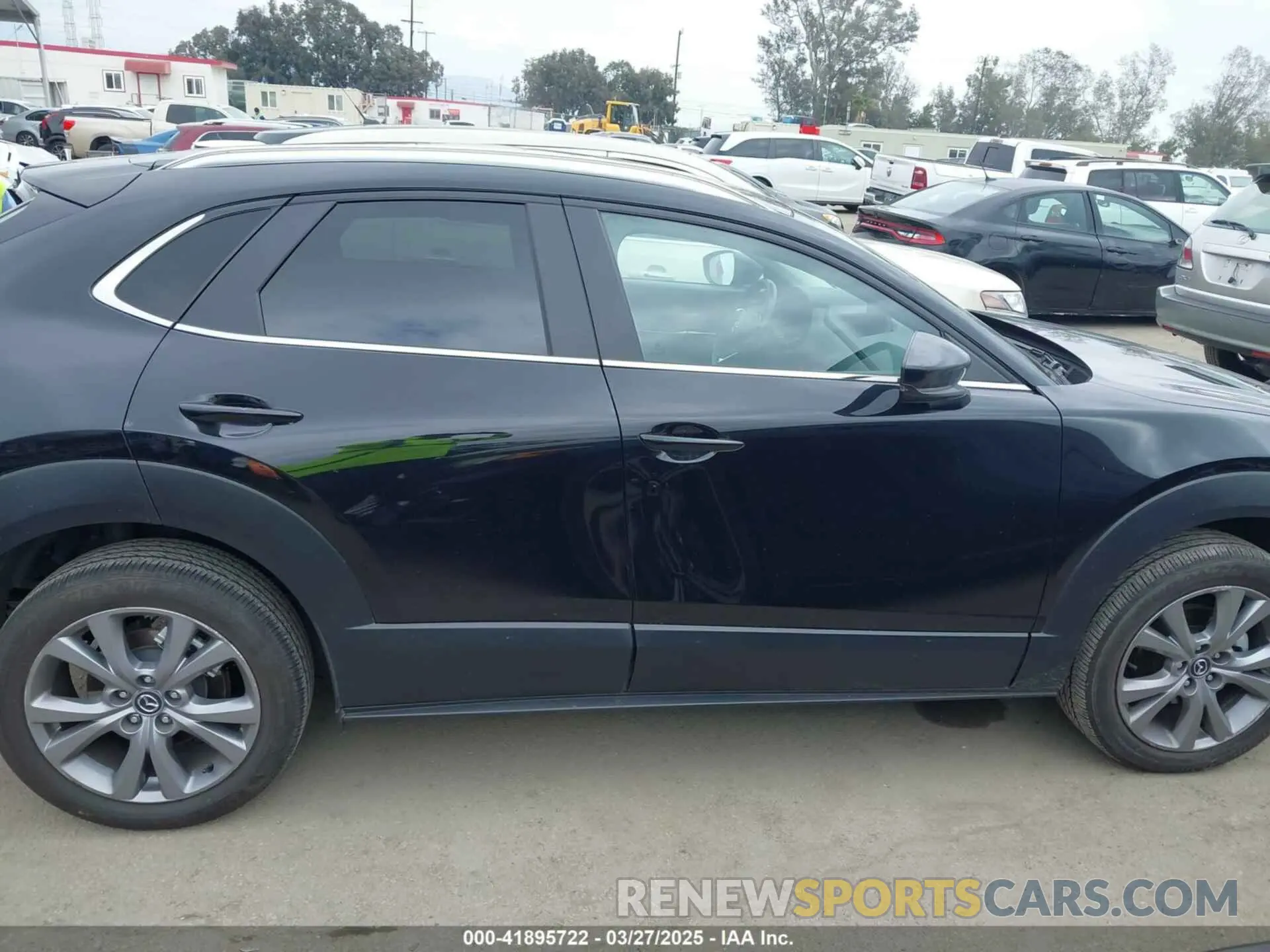 14 Фотография поврежденного автомобиля 3MVDMBCMXRM669336 MAZDA CX-30 2024