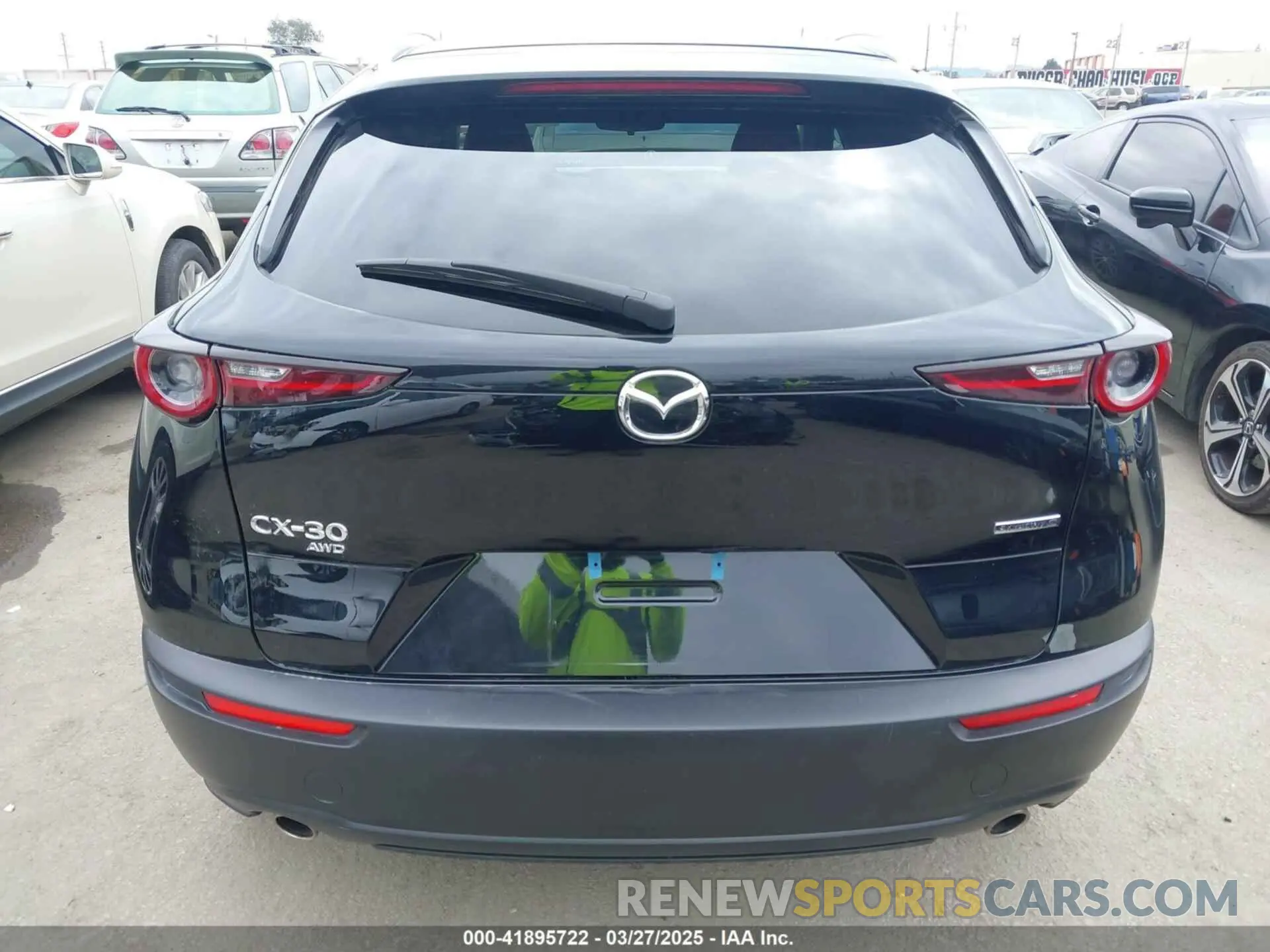 17 Фотография поврежденного автомобиля 3MVDMBCMXRM669336 MAZDA CX-30 2024