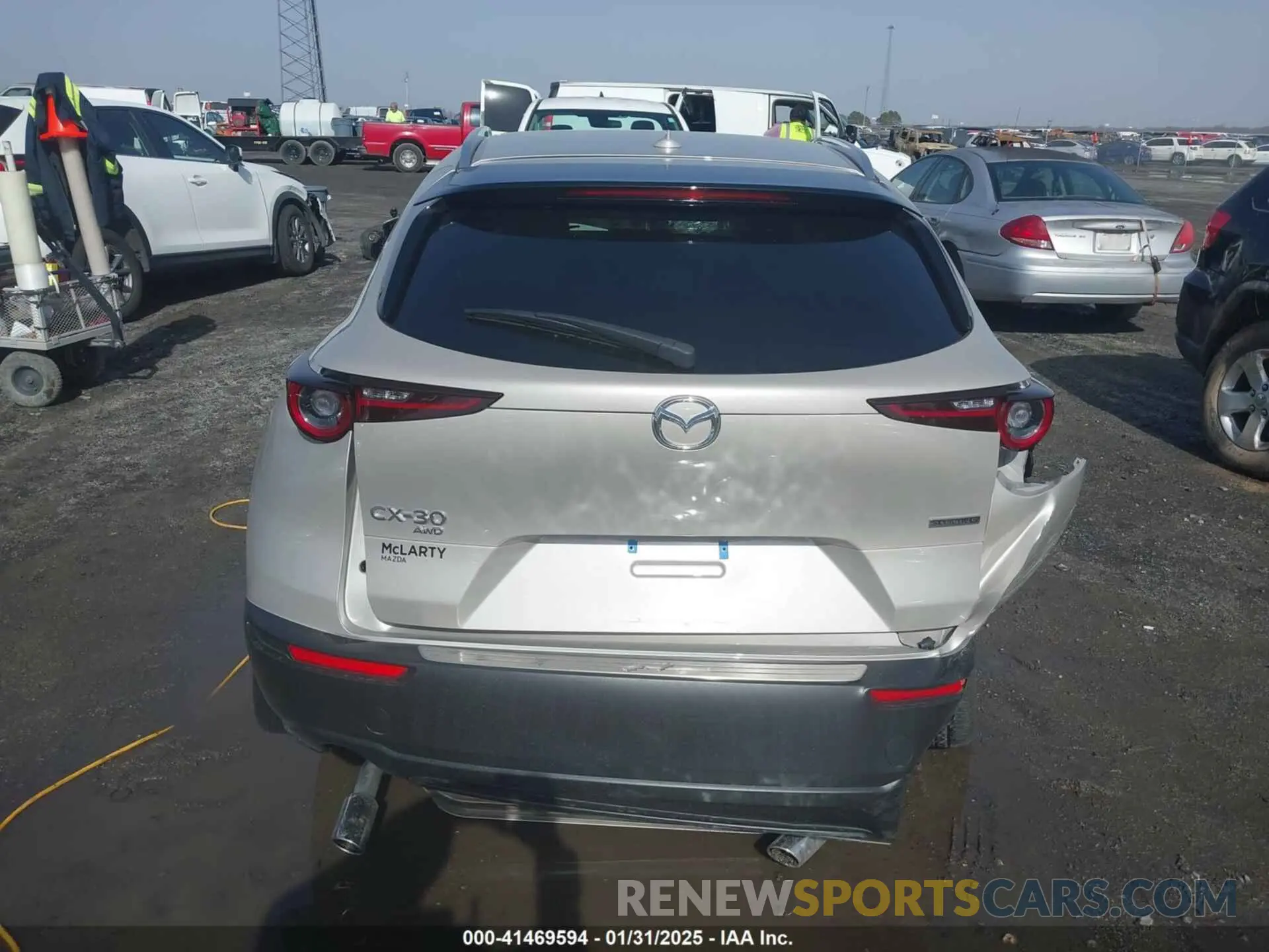 16 Photograph of a damaged car 3MVDMBDM3RM675235 MAZDA CX-30 2024