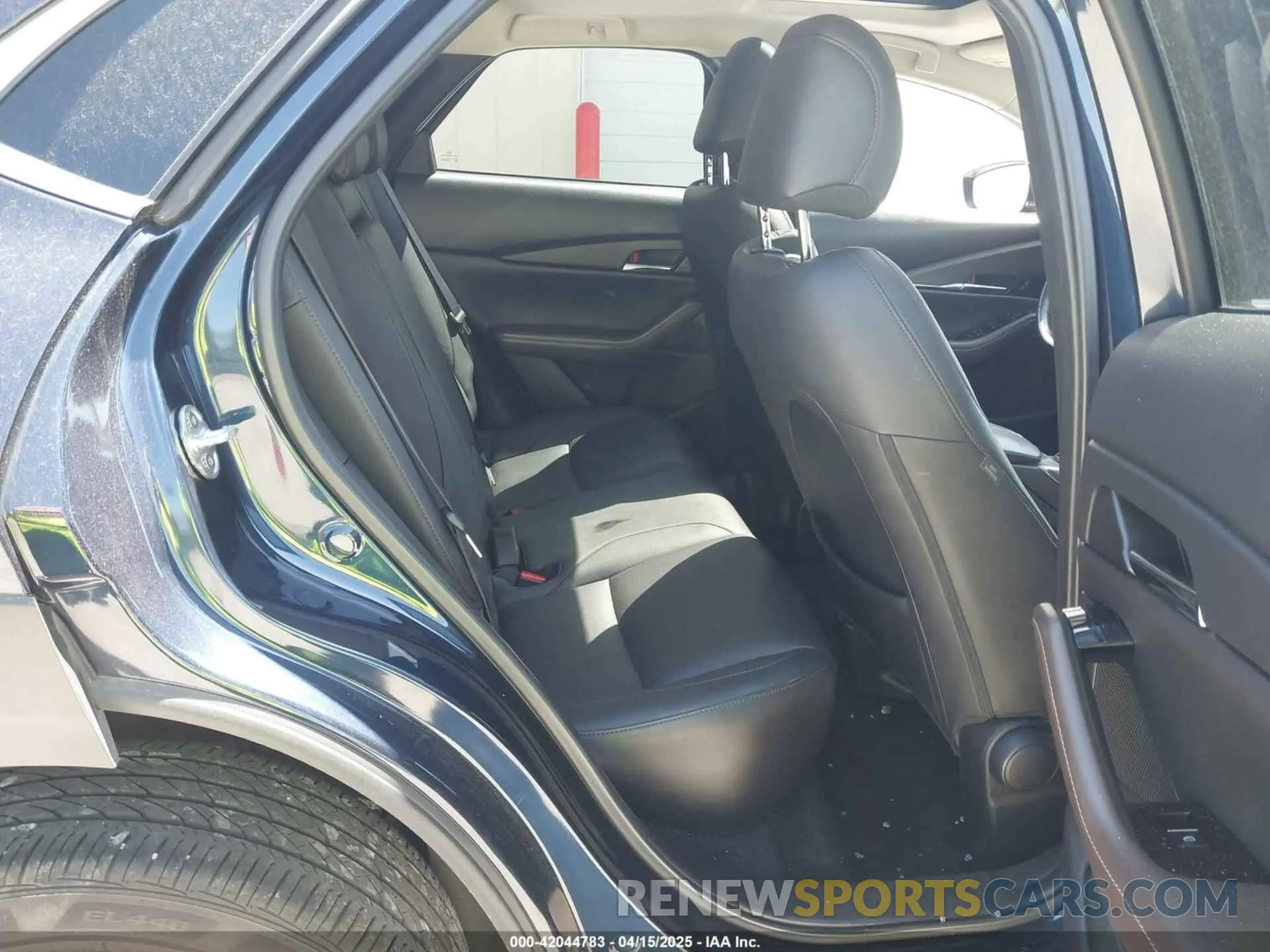8 Фотография поврежденного автомобиля 3MVDMBDM7RM654243 MAZDA CX-30 2024