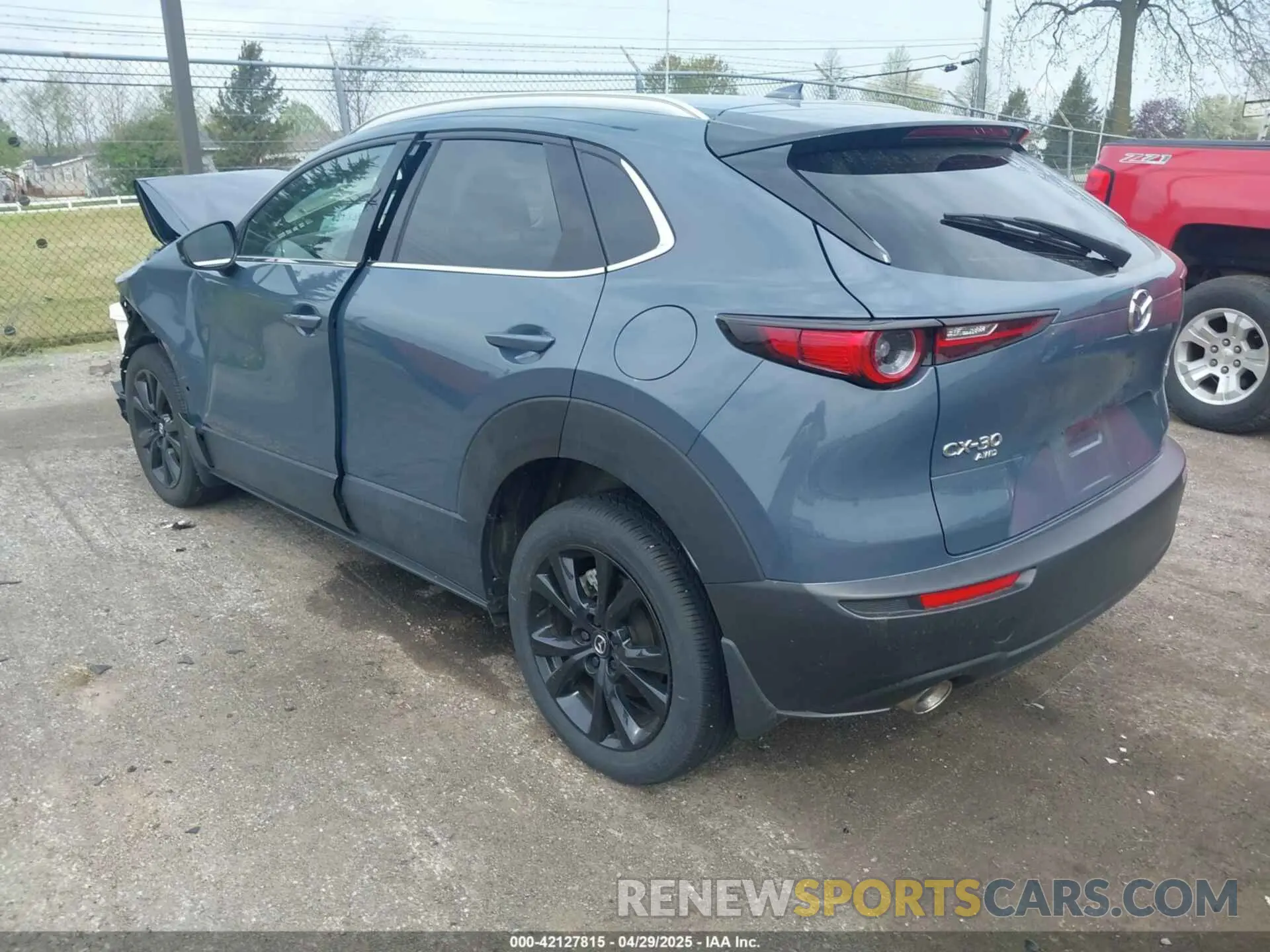 3 Photograph of a damaged car 3MVDMBDY7RM613744 MAZDA CX-30 2024