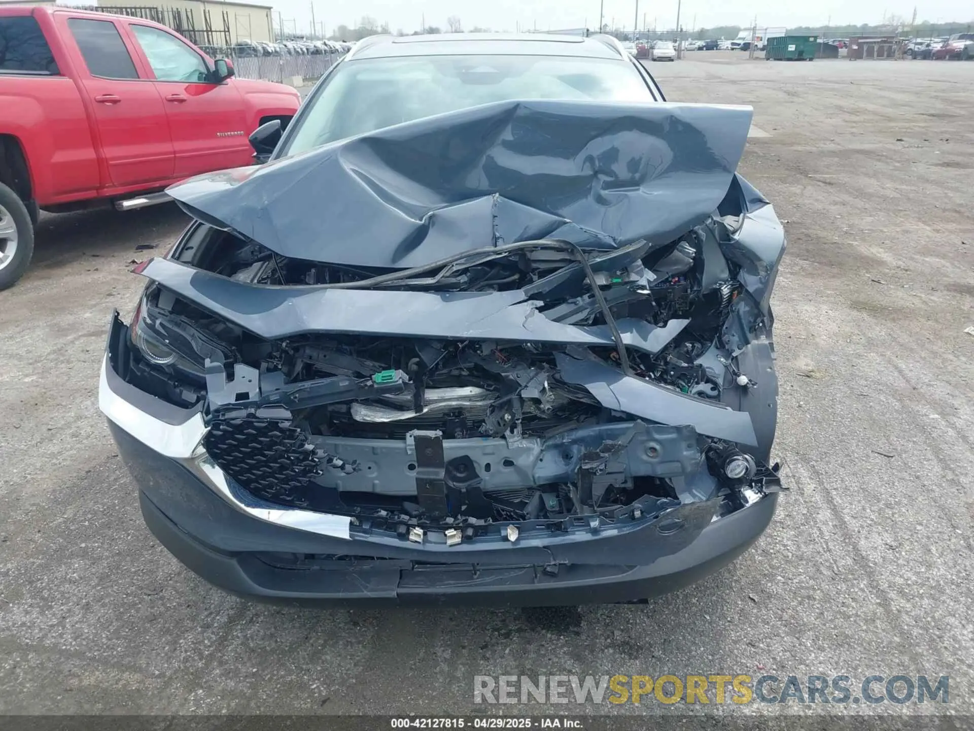 6 Photograph of a damaged car 3MVDMBDY7RM613744 MAZDA CX-30 2024