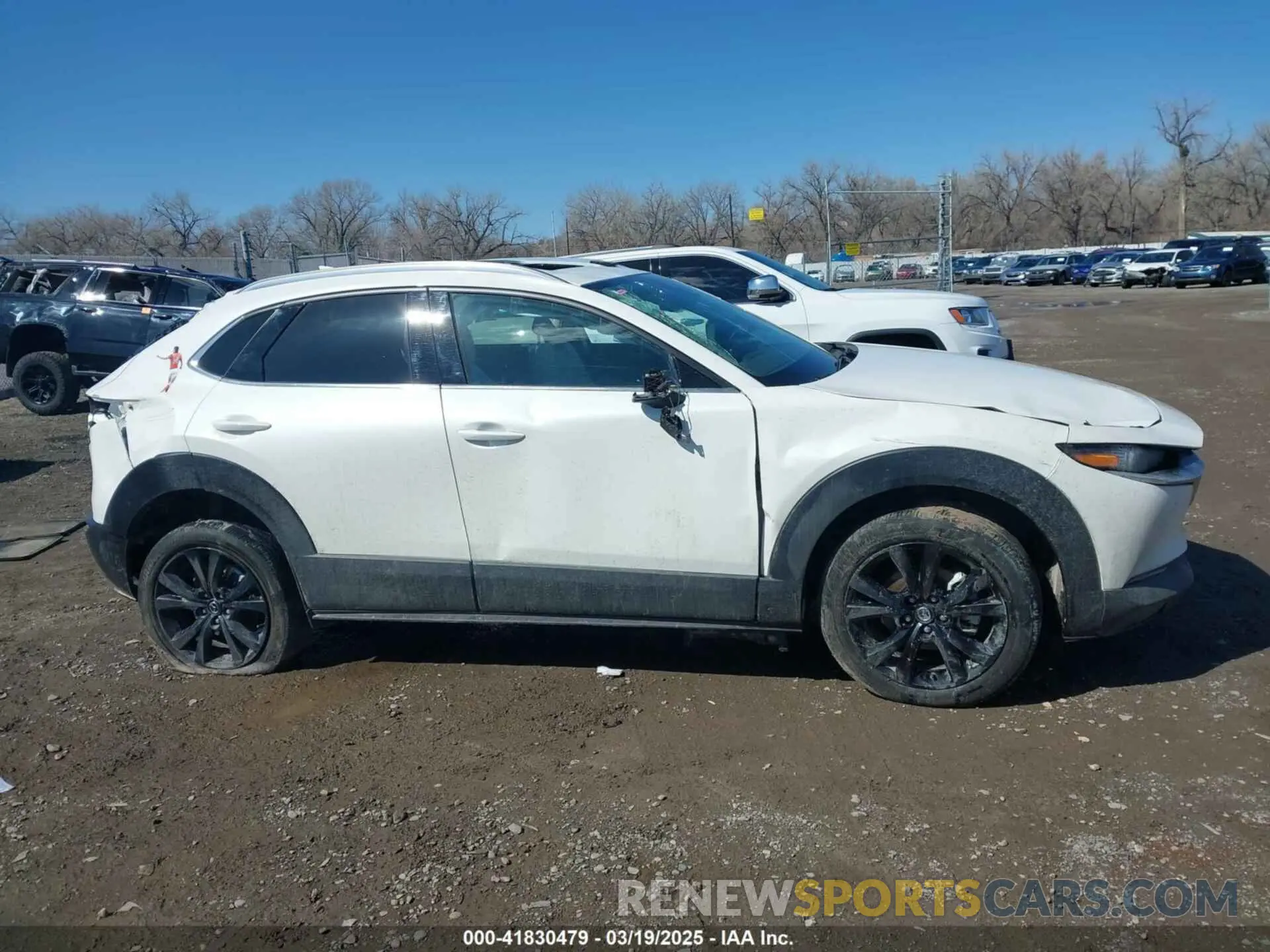 12 Photograph of a damaged car 3MVDMBEY7RM620515 MAZDA CX-30 2024