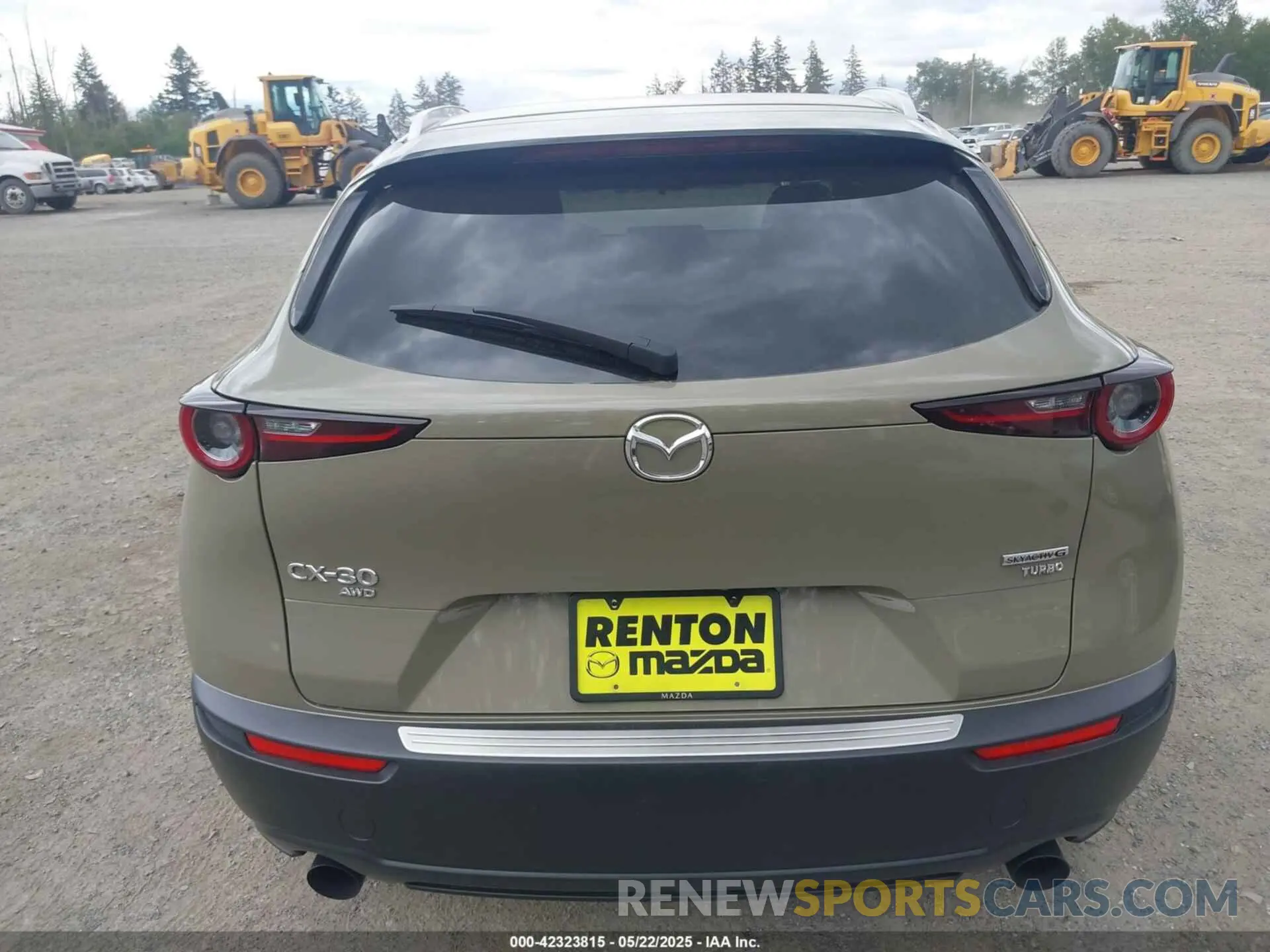17 Фотография поврежденного автомобиля 3MVDMBXY2RM645111 MAZDA CX-30 2024