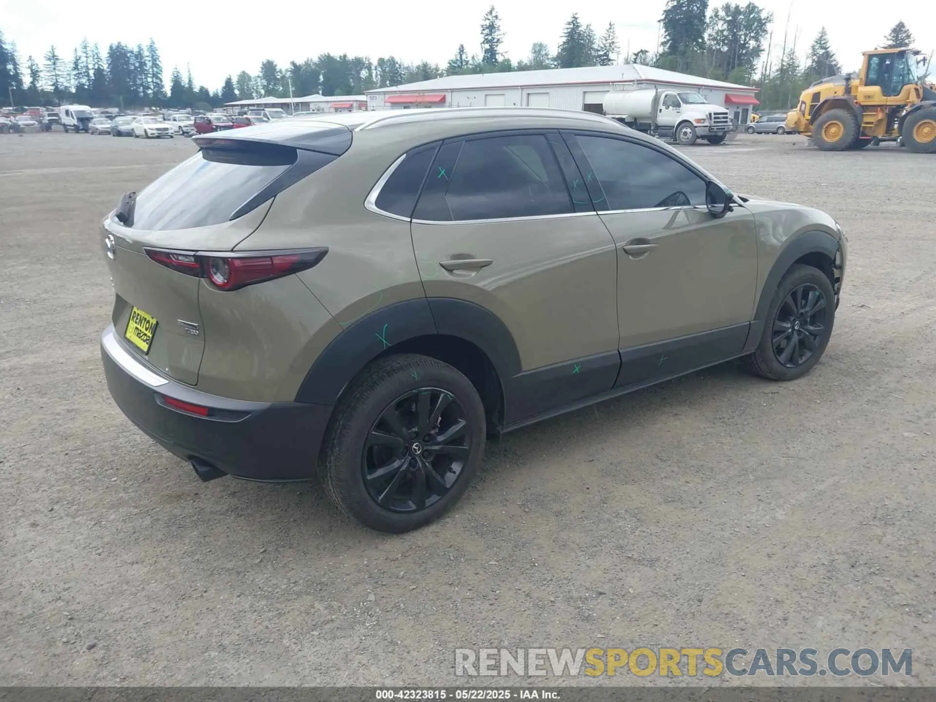 4 Фотография поврежденного автомобиля 3MVDMBXY2RM645111 MAZDA CX-30 2024