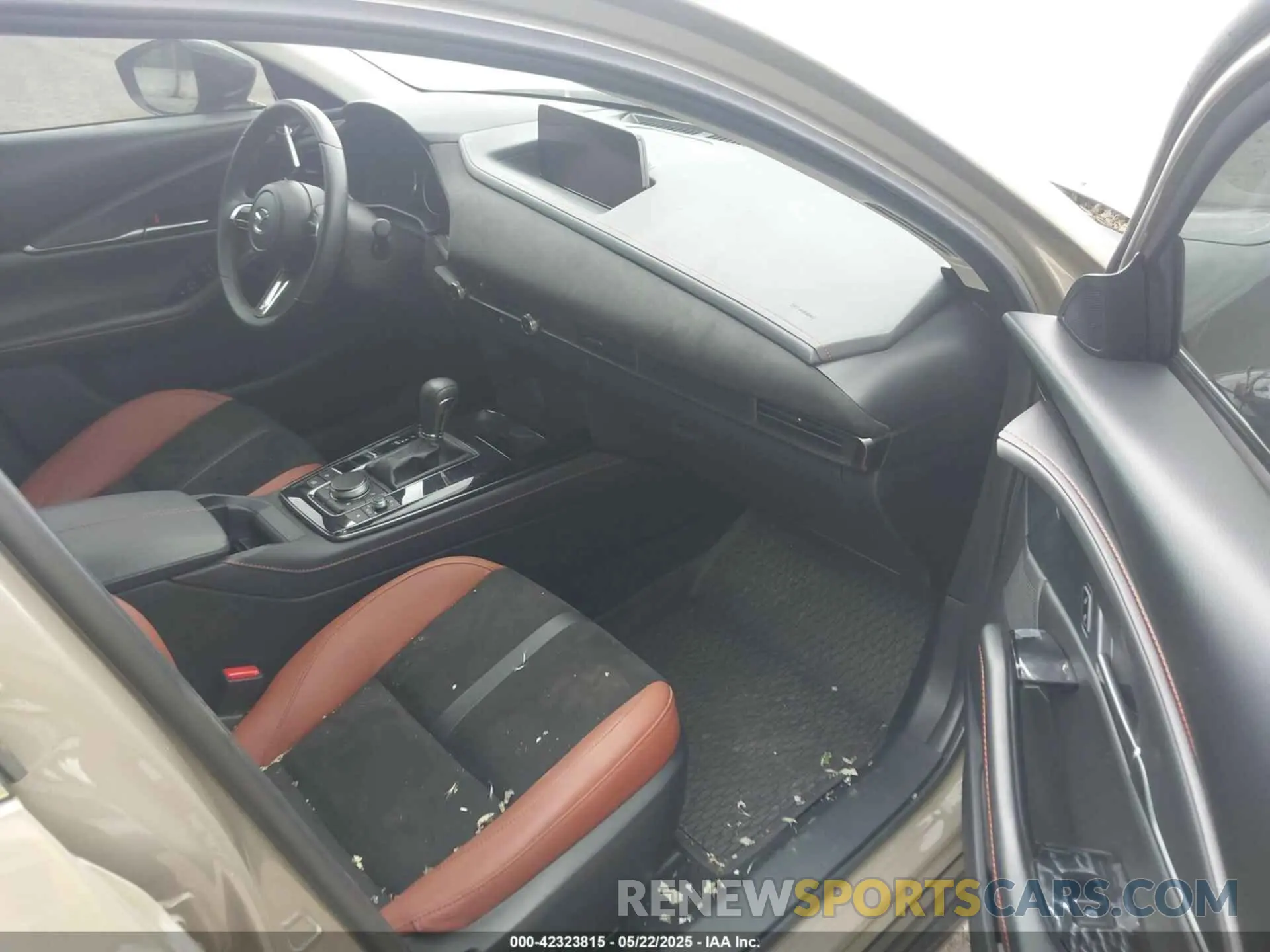 5 Фотография поврежденного автомобиля 3MVDMBXY2RM645111 MAZDA CX-30 2024