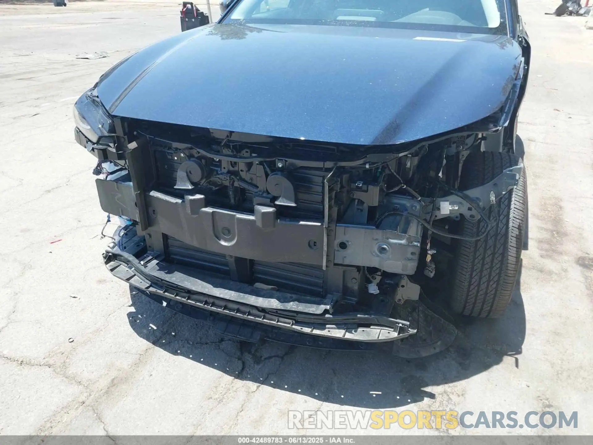 19 Photograph of a damaged car 3MVDMBBM1SM792238 MAZDA CX-30 2025