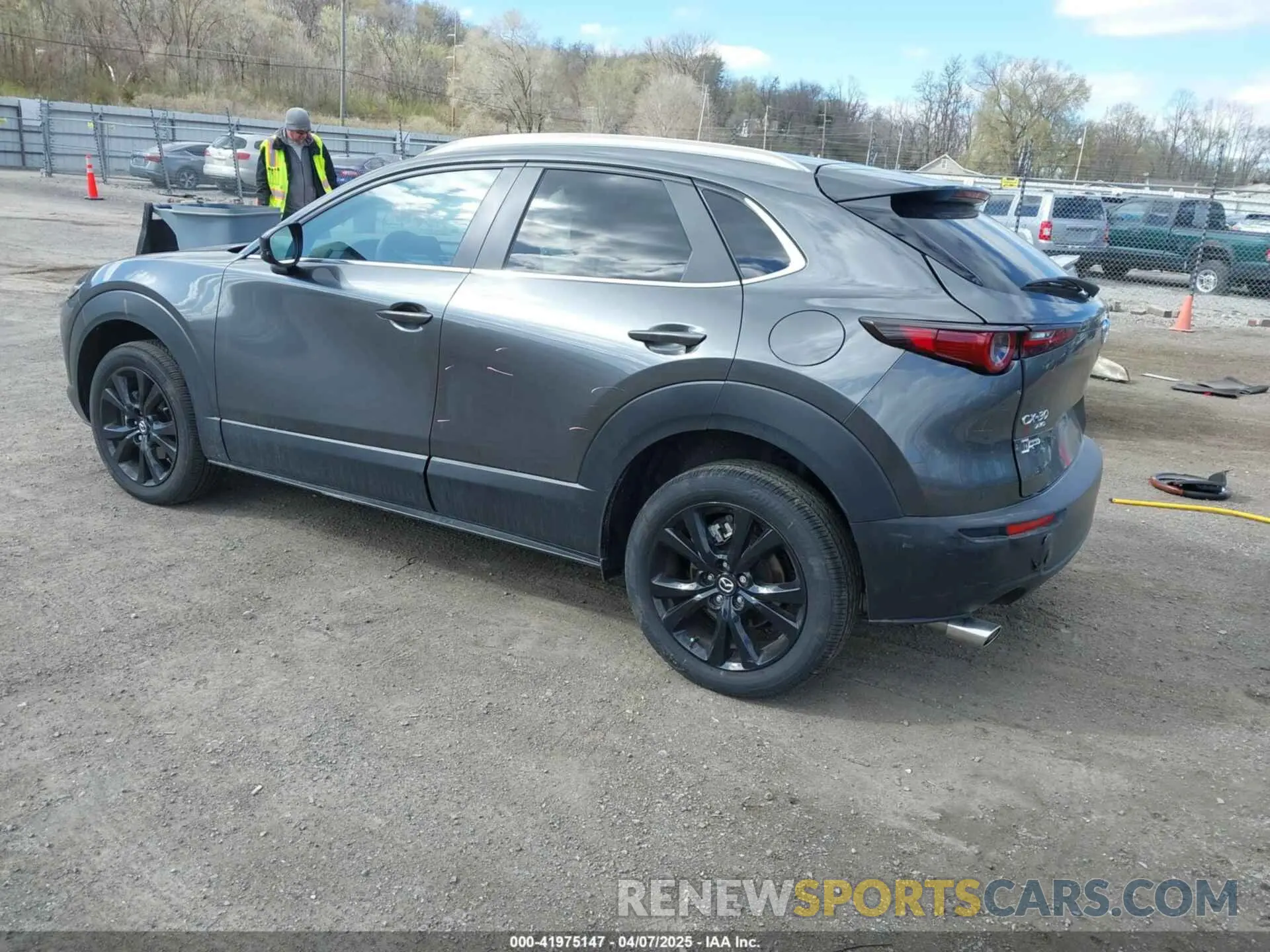 3 Фотография поврежденного автомобиля 3MVDMBBM3SM780382 MAZDA CX-30 2025