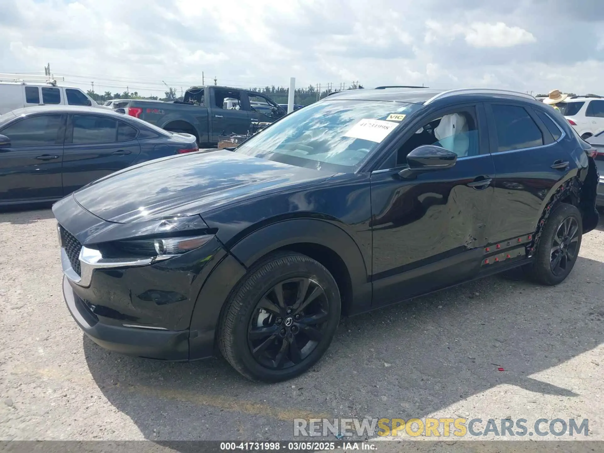 2 Photograph of a damaged car 3MVDMBBMXSM783828 MAZDA CX-30 2025