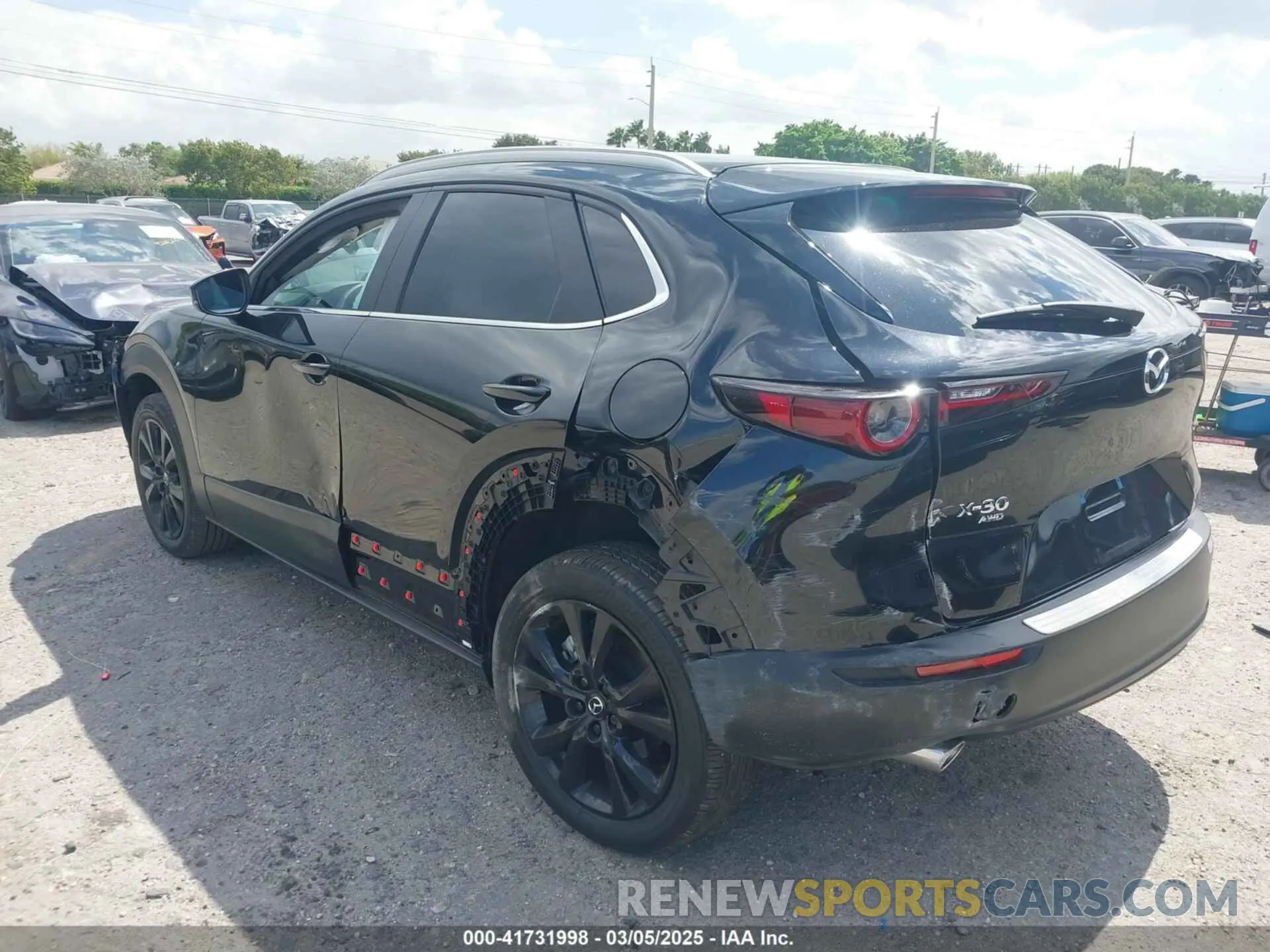 3 Photograph of a damaged car 3MVDMBBMXSM783828 MAZDA CX-30 2025