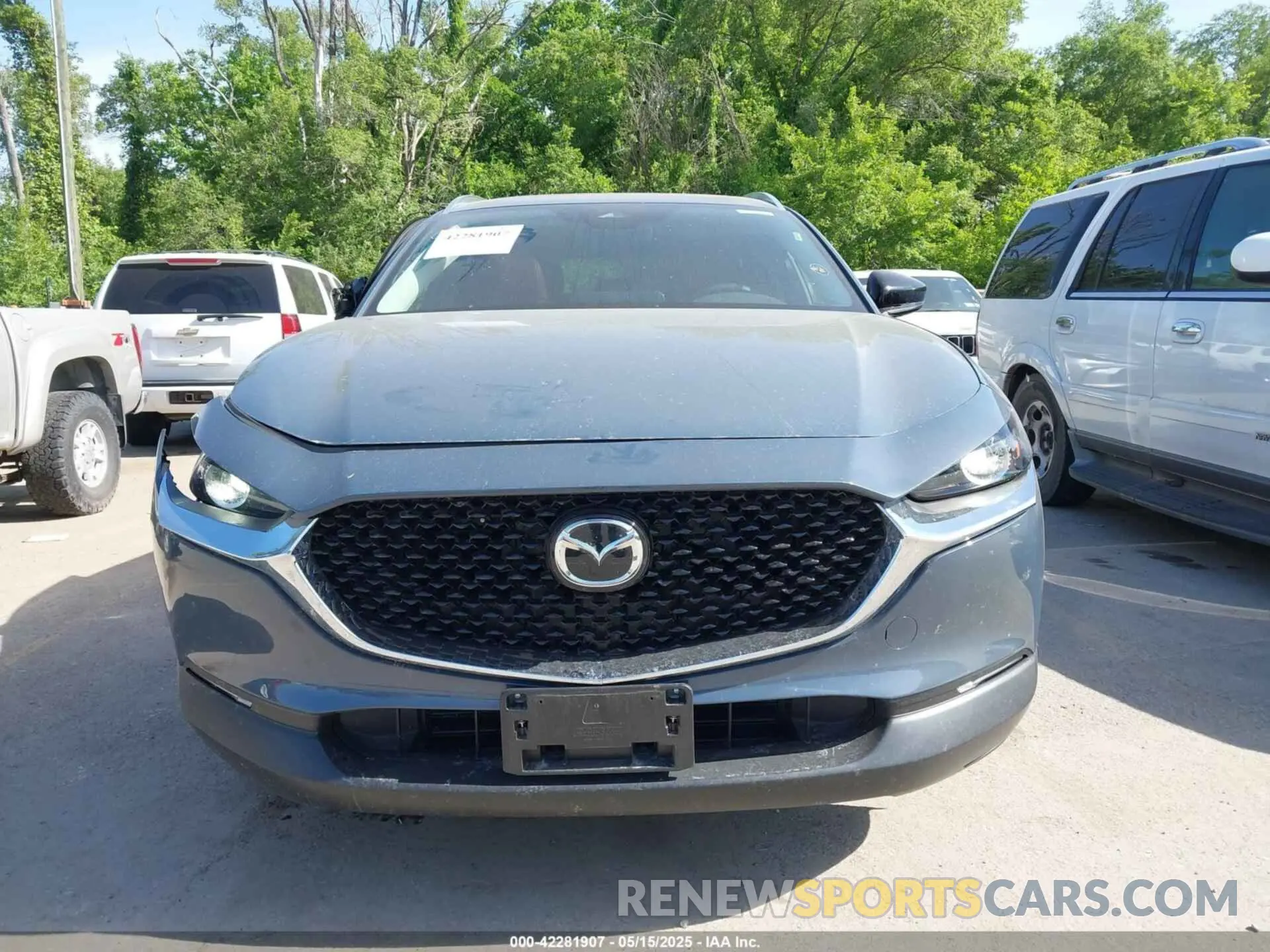 12 Photograph of a damaged car 3MVDMBCM0SM814065 MAZDA CX-30 2025