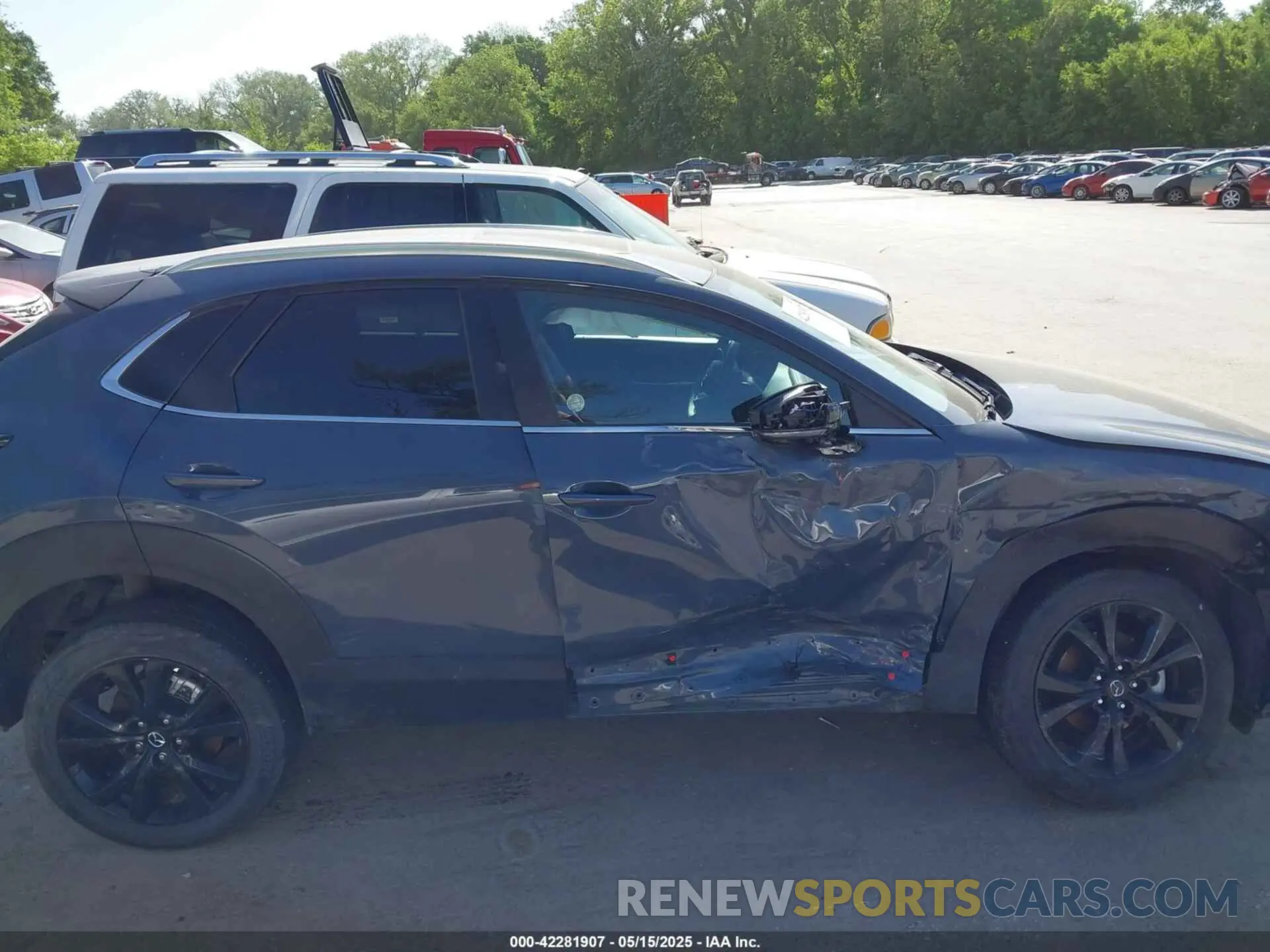 13 Photograph of a damaged car 3MVDMBCM0SM814065 MAZDA CX-30 2025