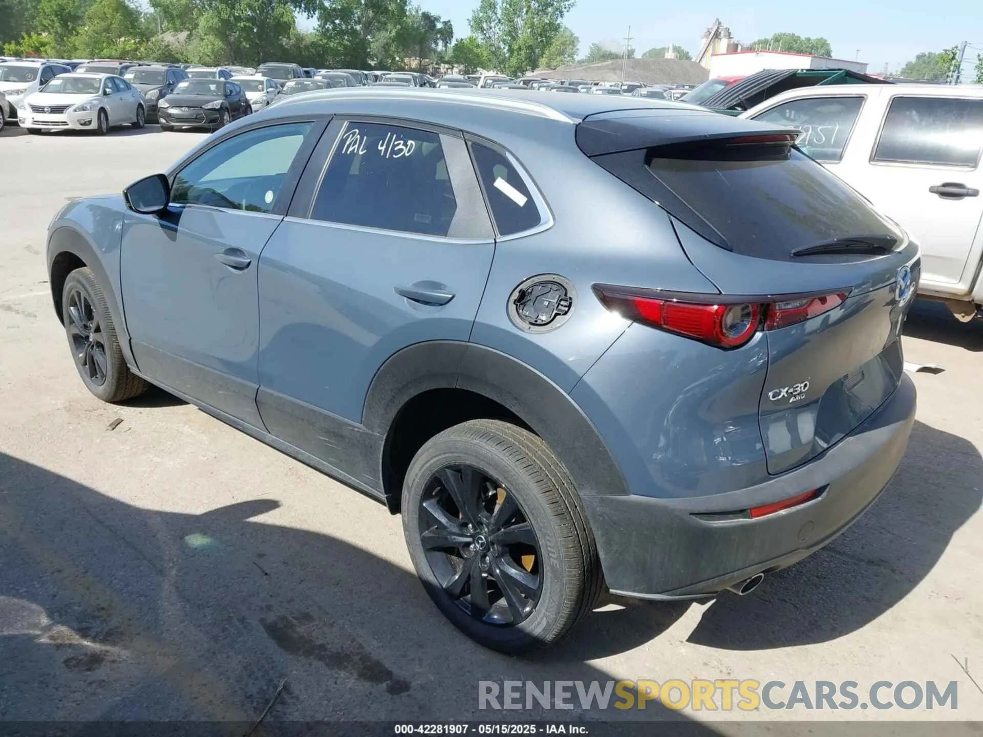 3 Photograph of a damaged car 3MVDMBCM0SM814065 MAZDA CX-30 2025