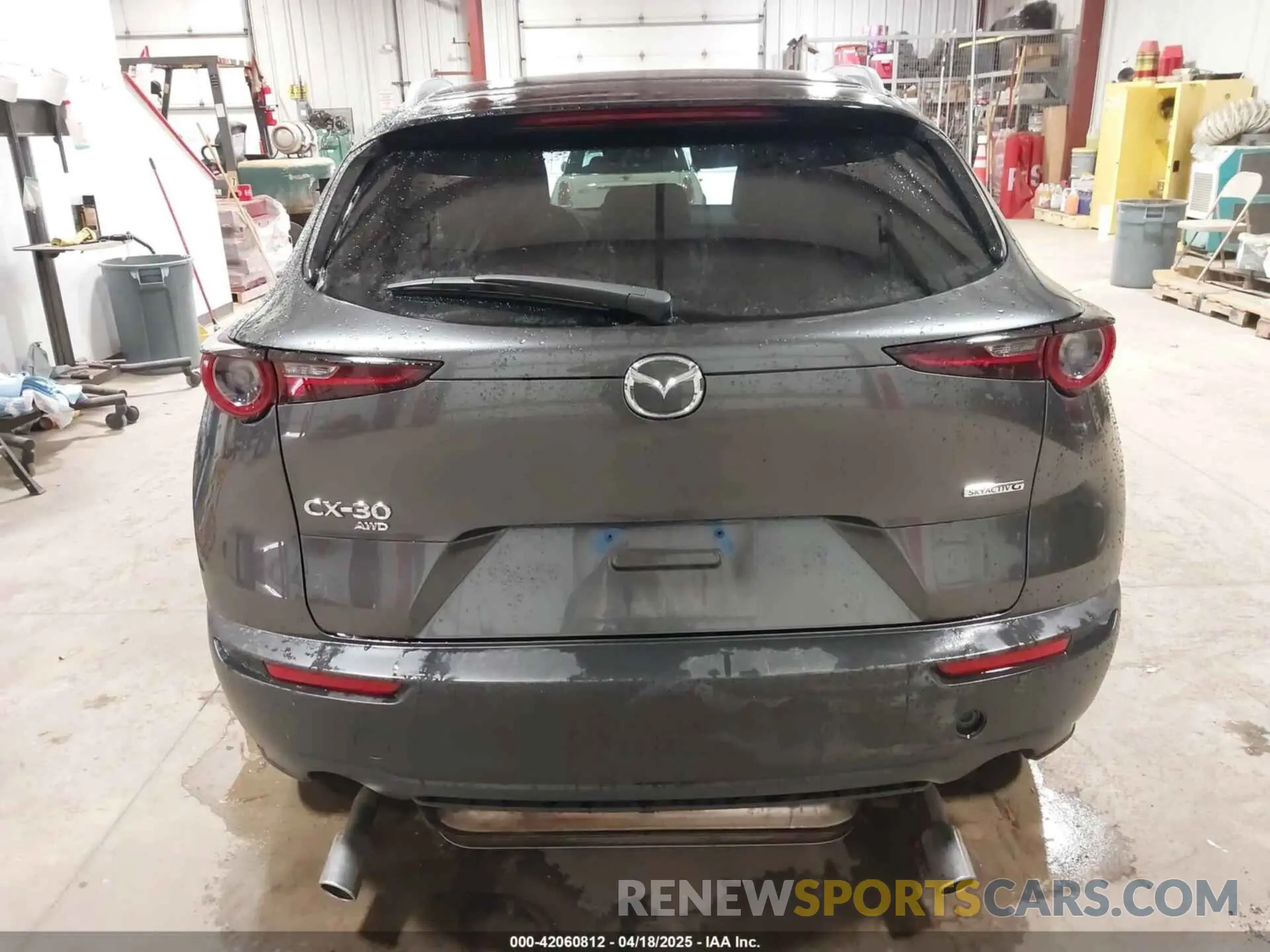 16 Photograph of a damaged car 3MVDMBCM1SM780928 MAZDA CX-30 2025