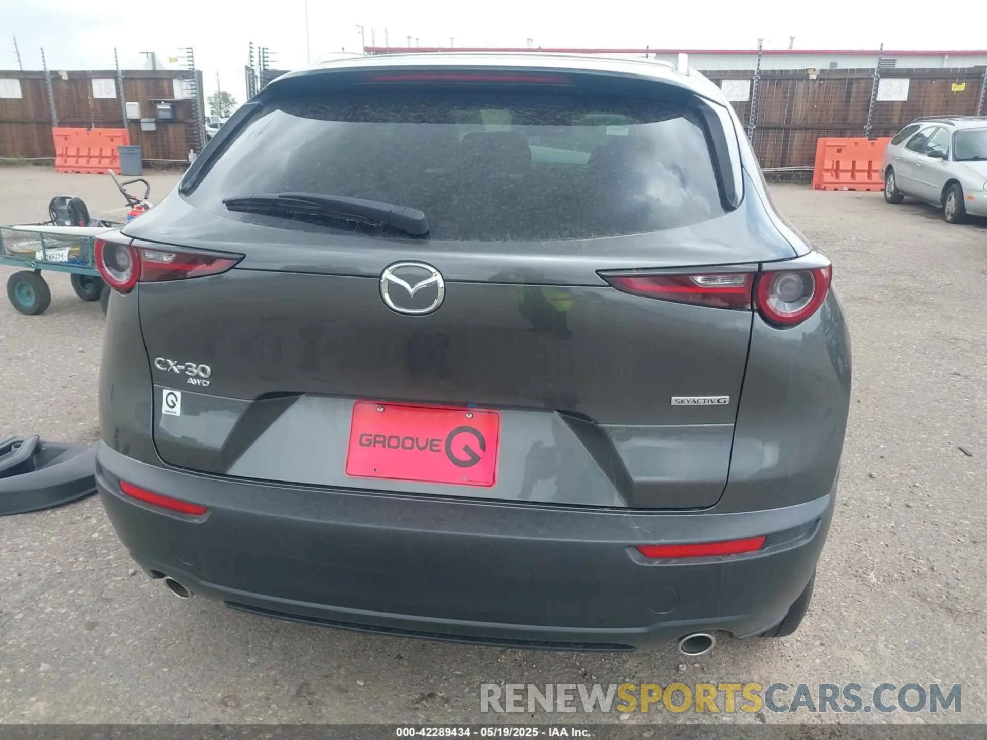17 Фотография поврежденного автомобиля 3MVDMBCM2SM755455 MAZDA CX-30 2025