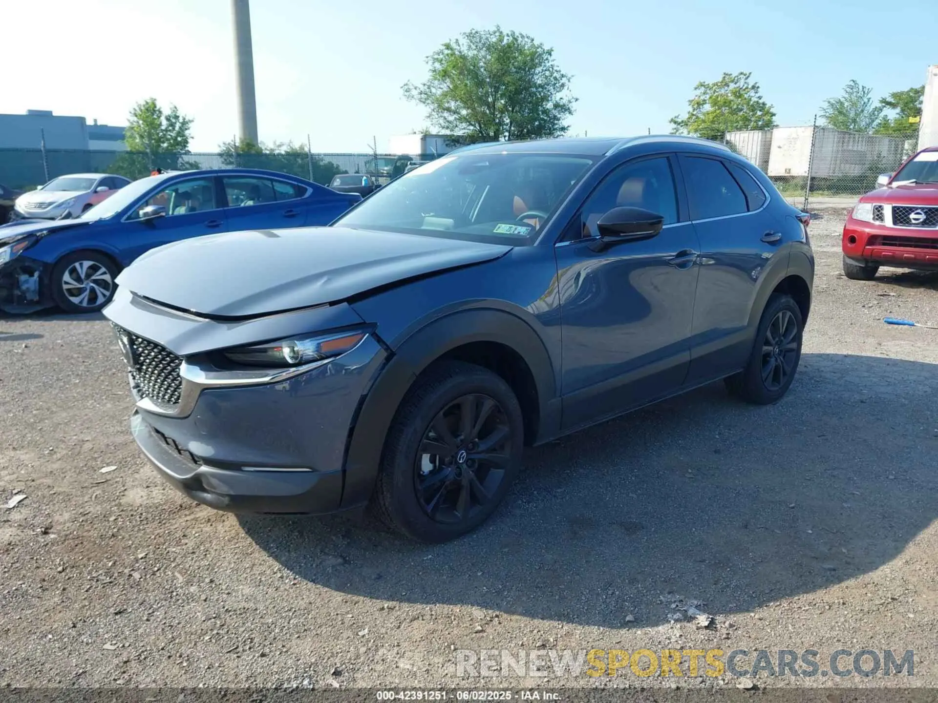 2 Photograph of a damaged car 3MVDMBCM2SM804234 MAZDA CX-30 2025