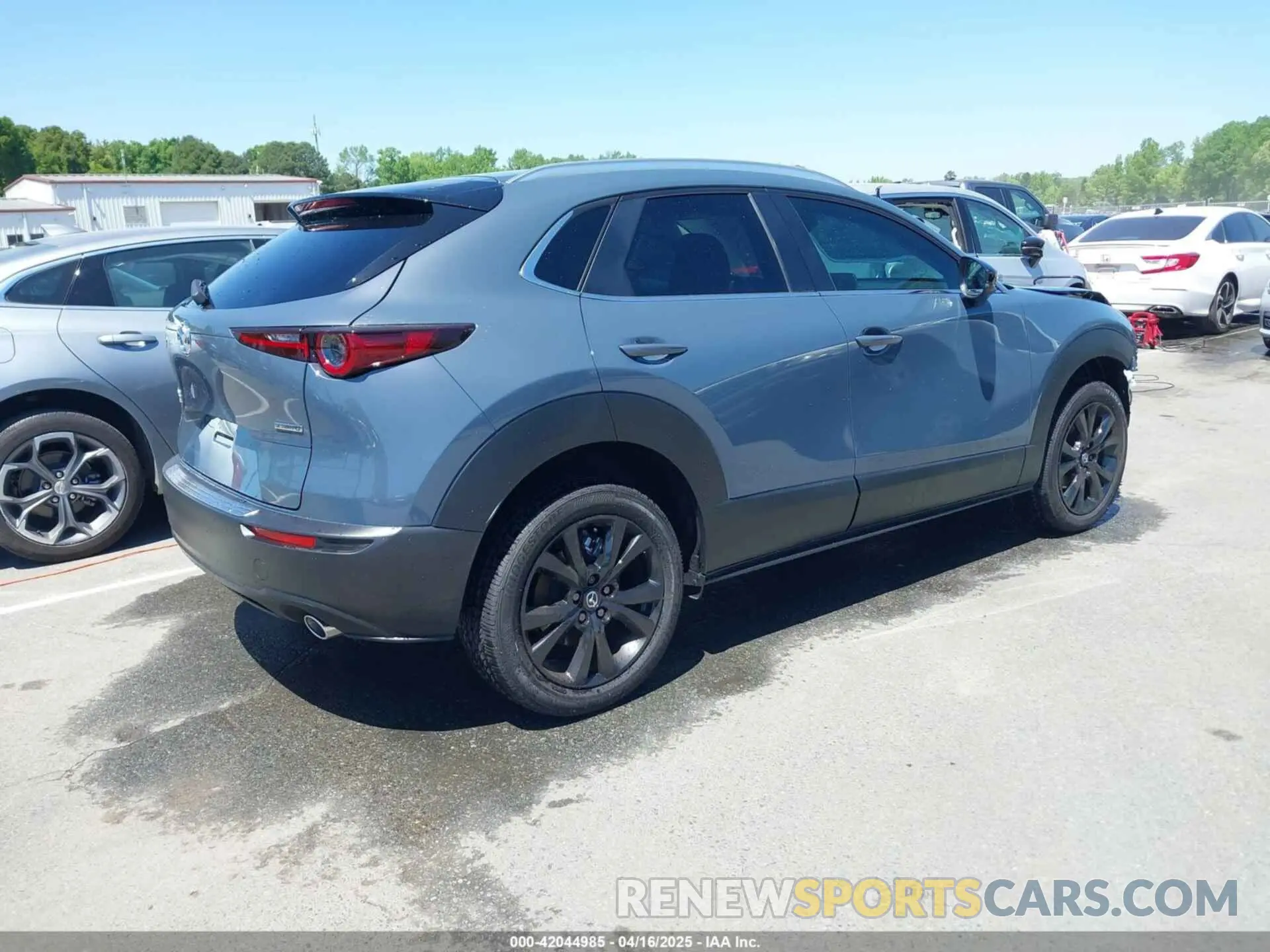 4 Photograph of a damaged car 3MVDMBCM3SM803447 MAZDA CX-30 2025