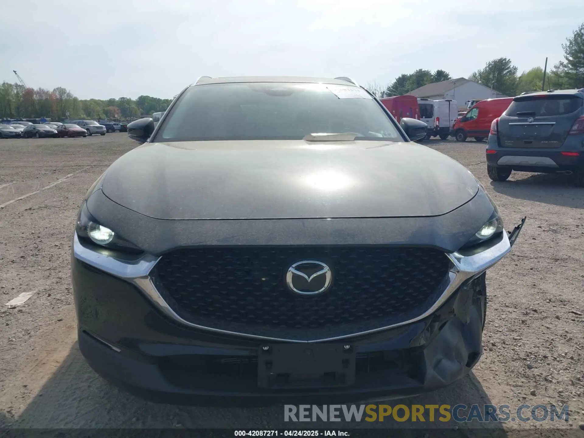 12 Фотография поврежденного автомобиля 3MVDMBCM3SM807790 MAZDA CX-30 2025