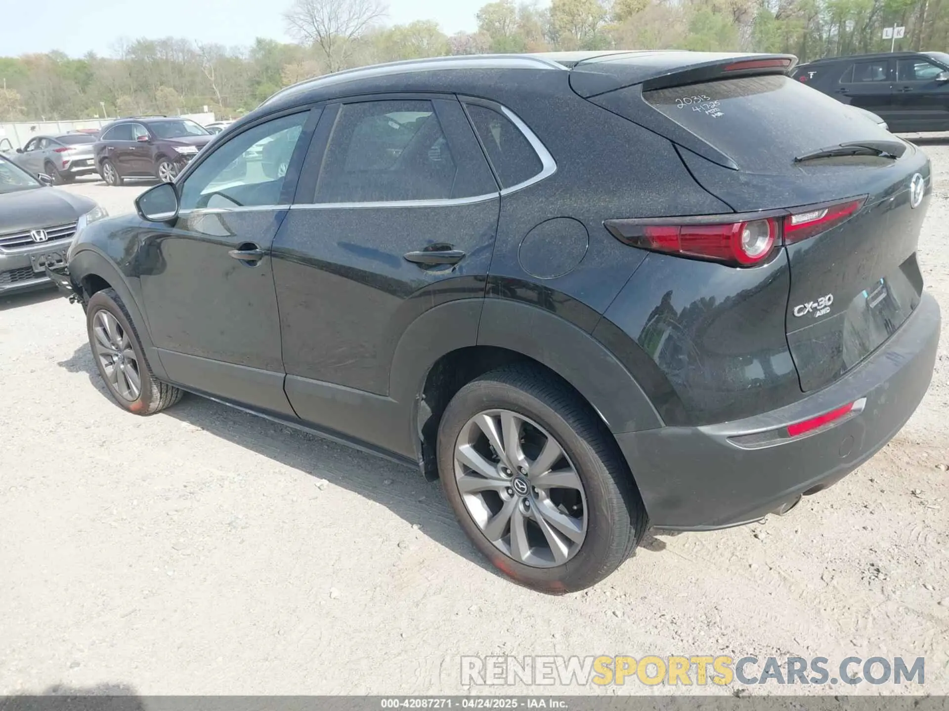 3 Фотография поврежденного автомобиля 3MVDMBCM3SM807790 MAZDA CX-30 2025