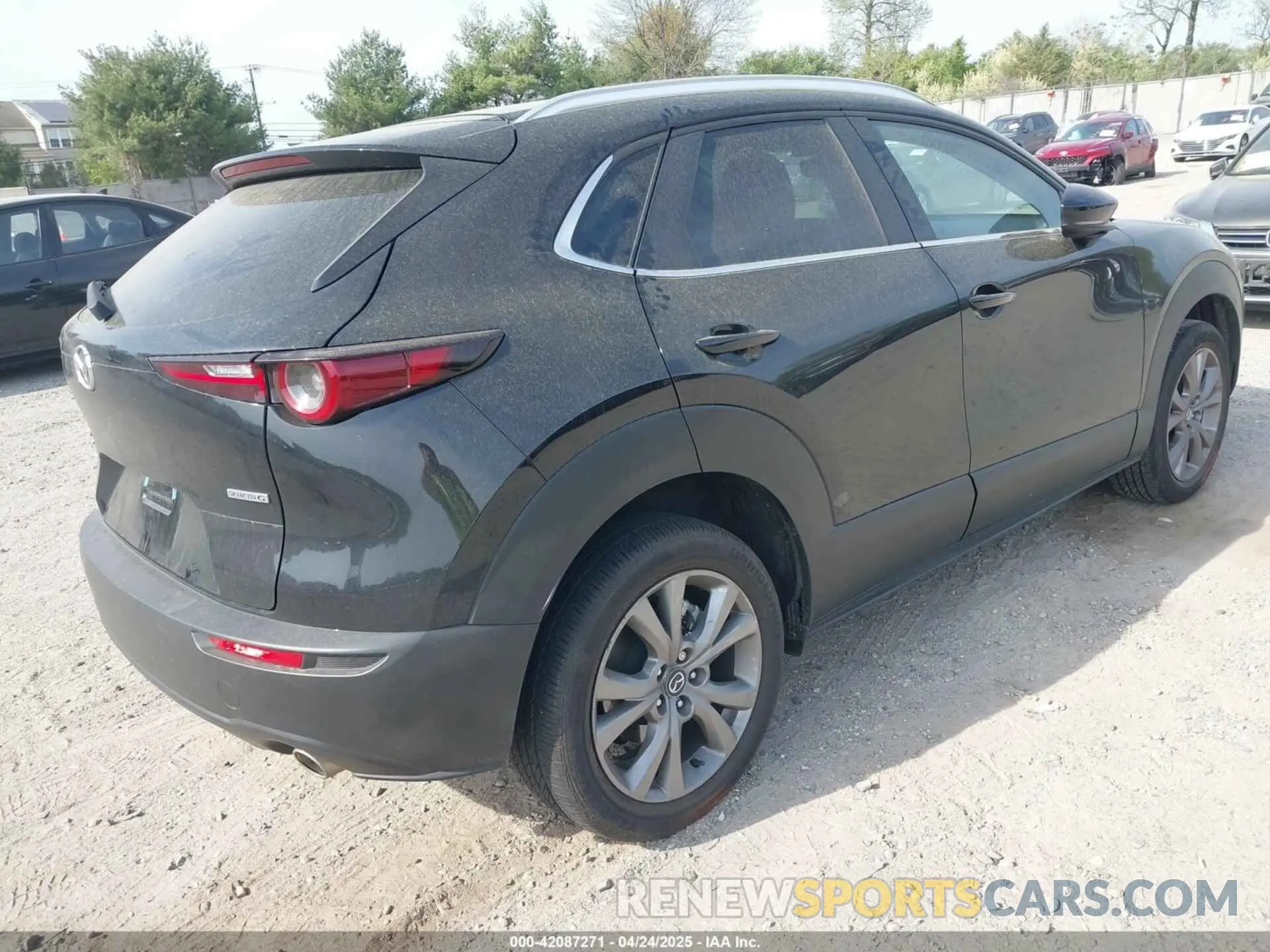 4 Фотография поврежденного автомобиля 3MVDMBCM3SM807790 MAZDA CX-30 2025