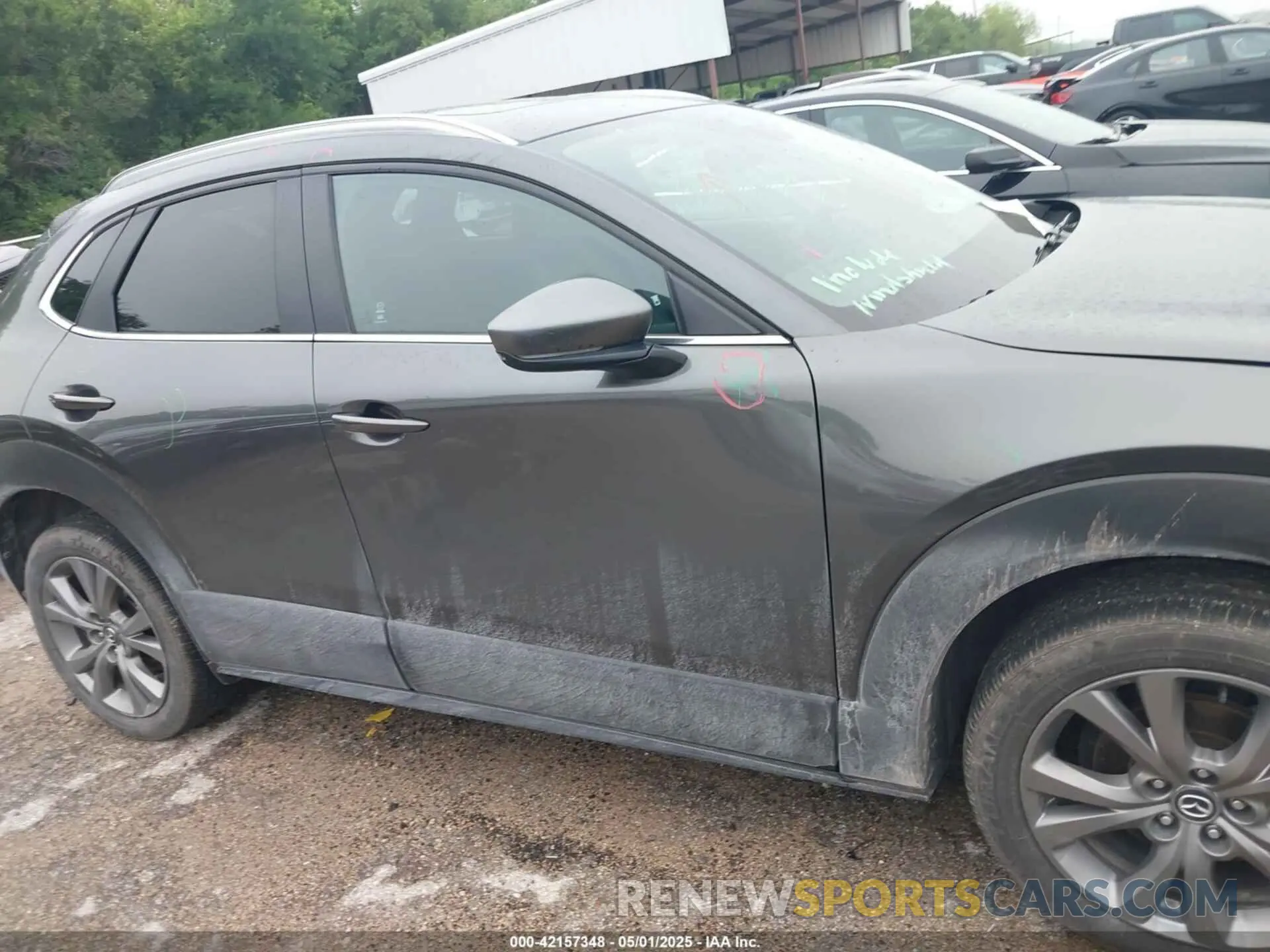 13 Photograph of a damaged car 3MVDMBCM4SM752198 MAZDA CX-30 2025