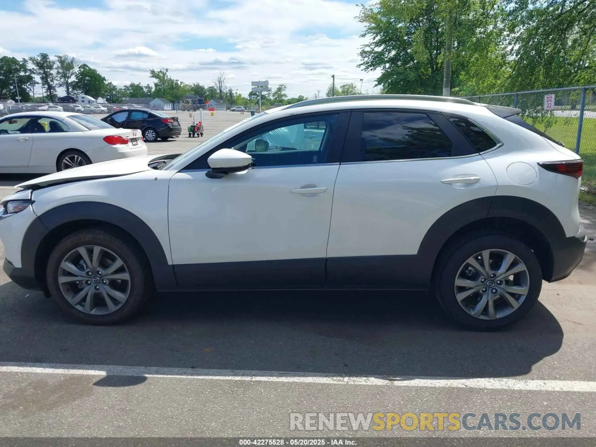 13 Photograph of a damaged car 3MVDMBCM6SM781993 MAZDA CX-30 2025