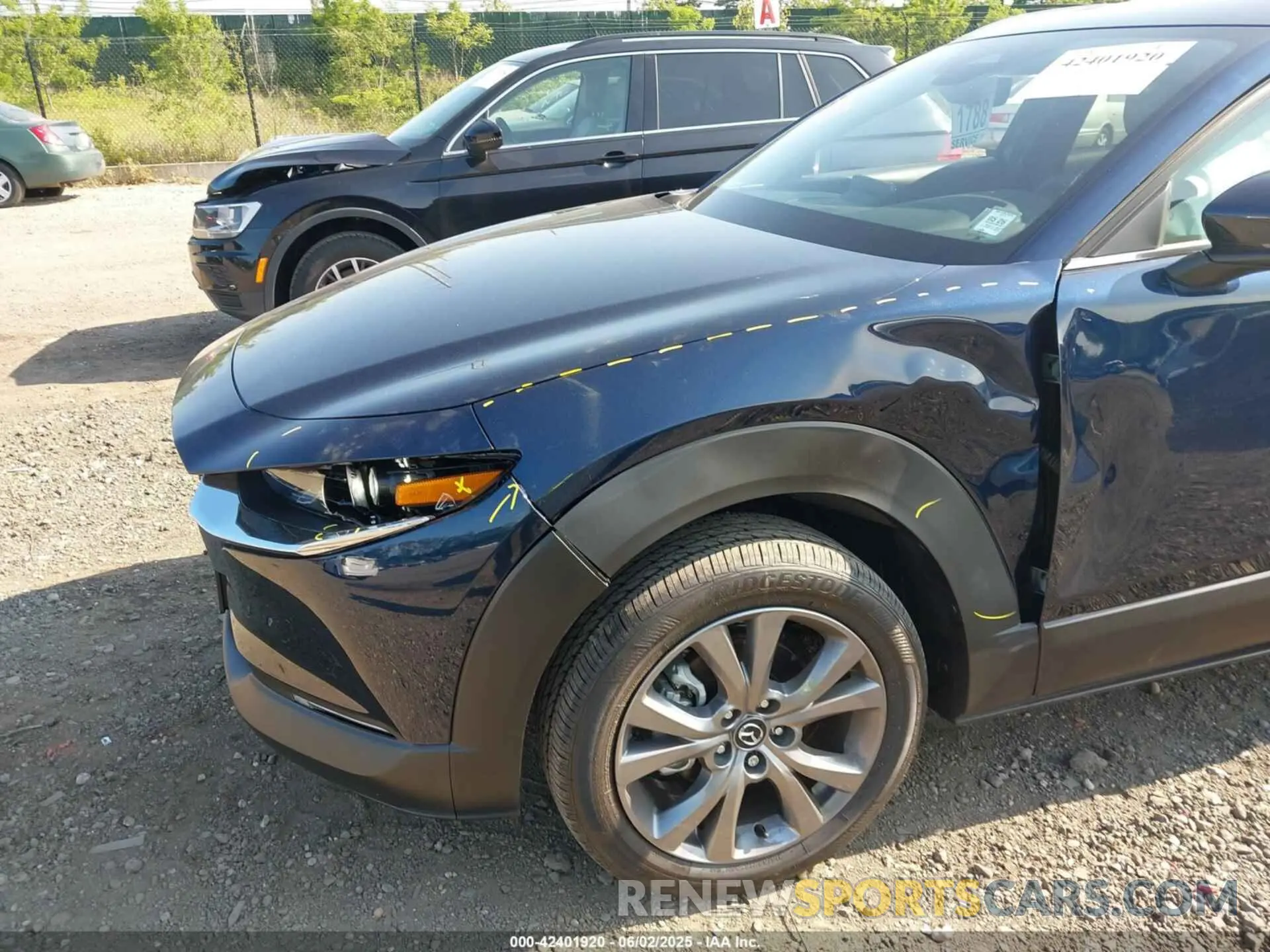 6 Photograph of a damaged car 3MVDMBCM7SM760876 MAZDA CX-30 2025