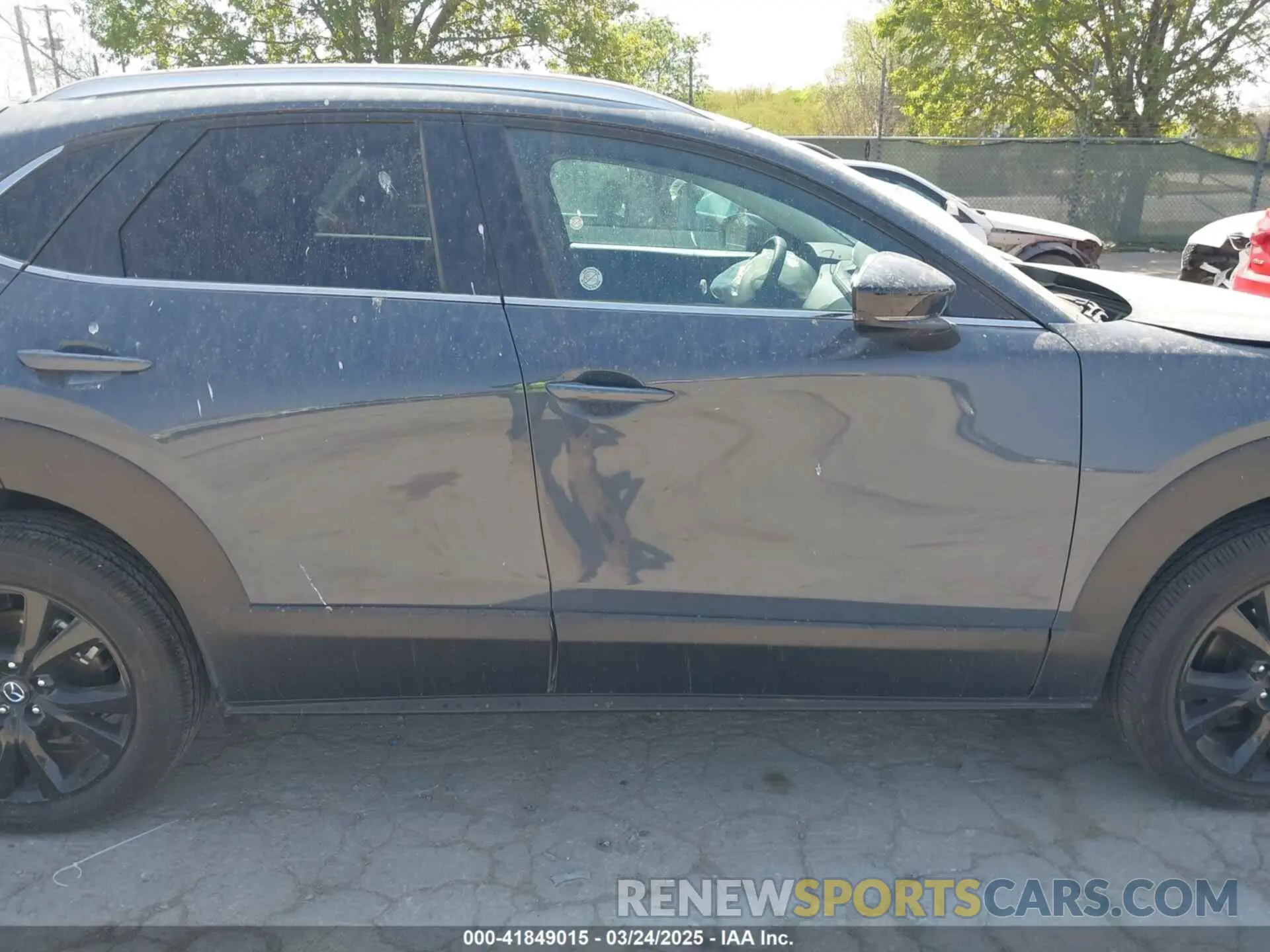 13 Фотография поврежденного автомобиля 3MVDMBCM7SM770226 MAZDA CX-30 2025