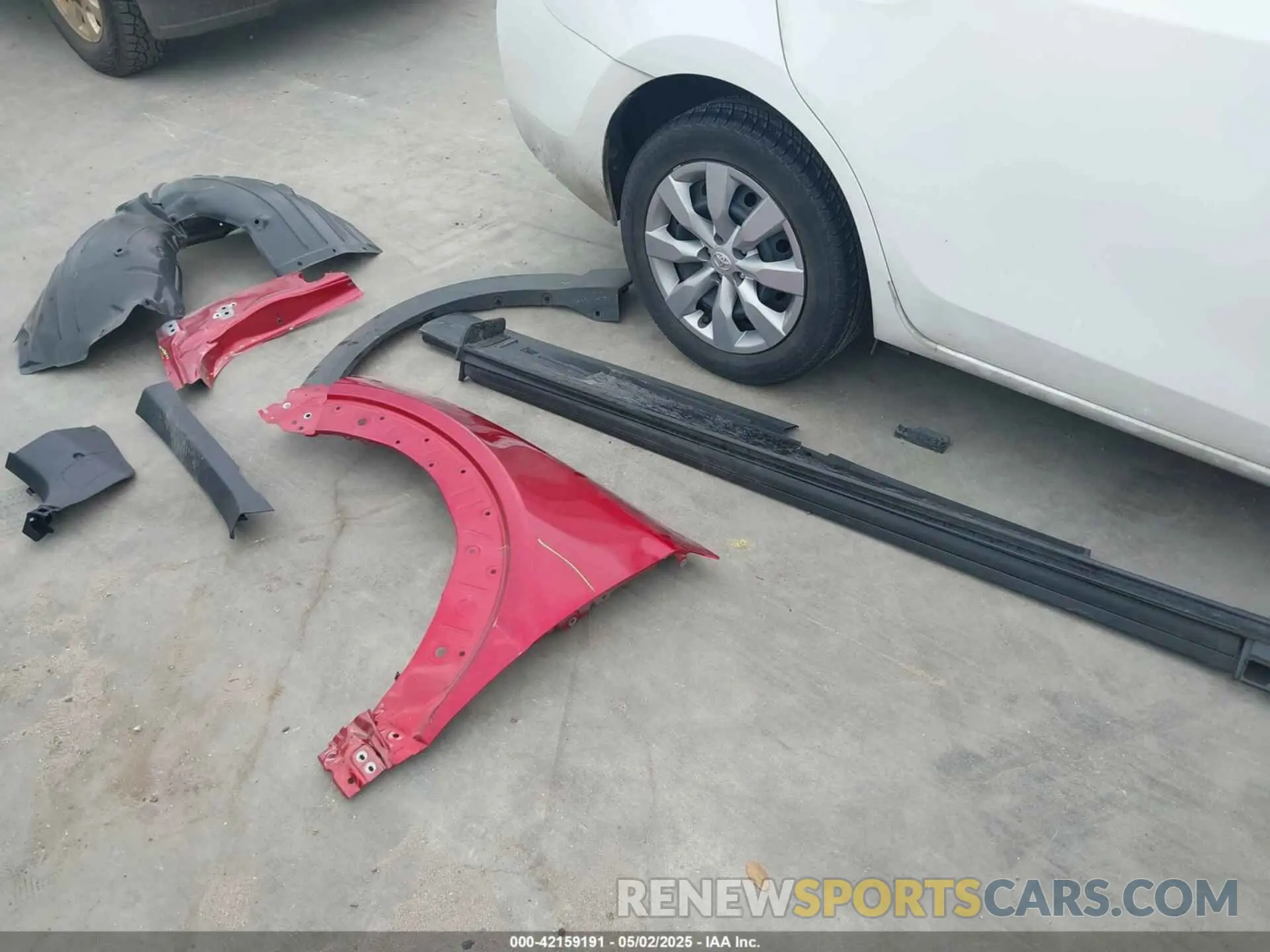 12 Photograph of a damaged car 3MVDMBCM8SM793580 MAZDA CX-30 2025