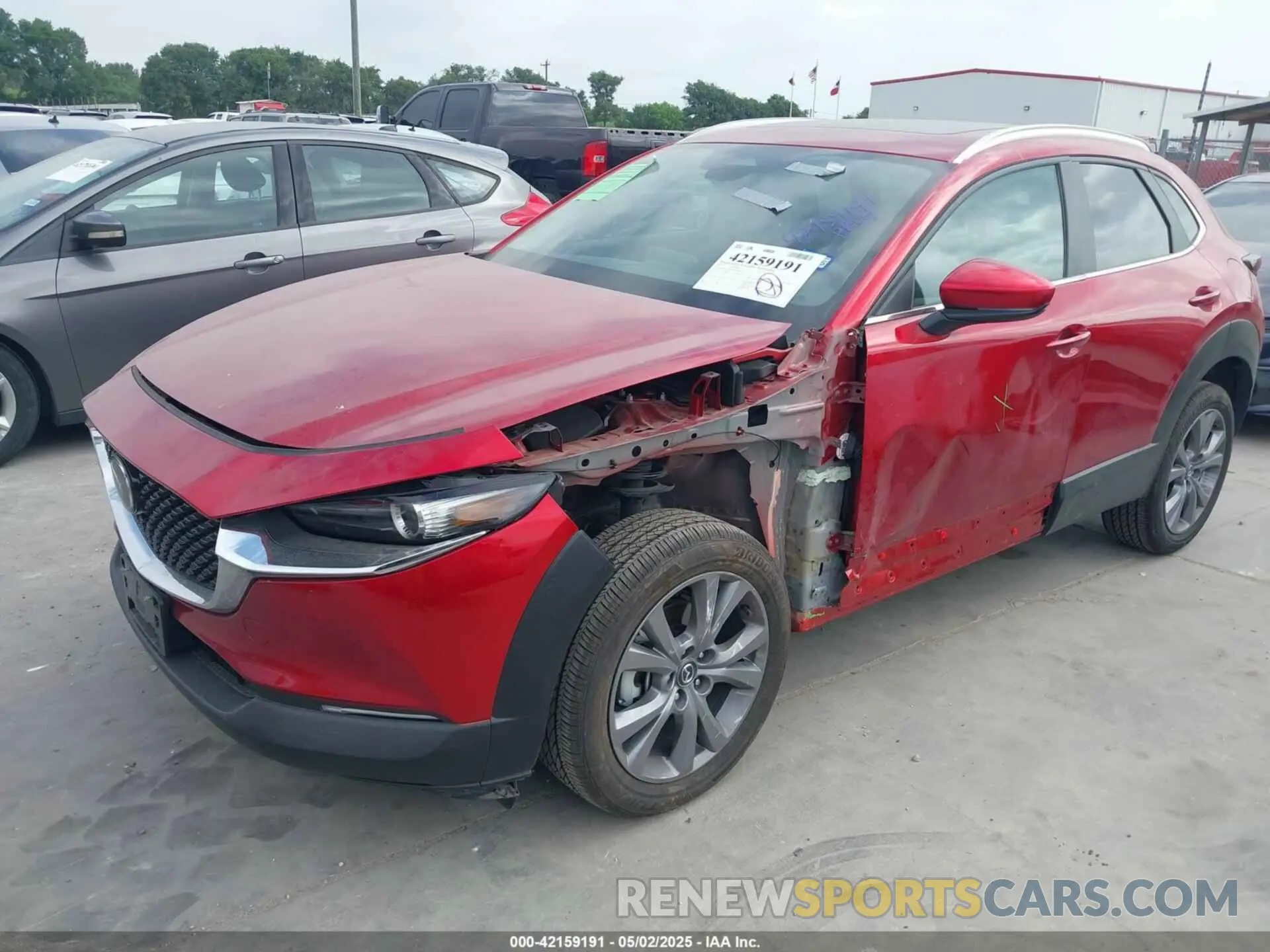 2 Photograph of a damaged car 3MVDMBCM8SM793580 MAZDA CX-30 2025