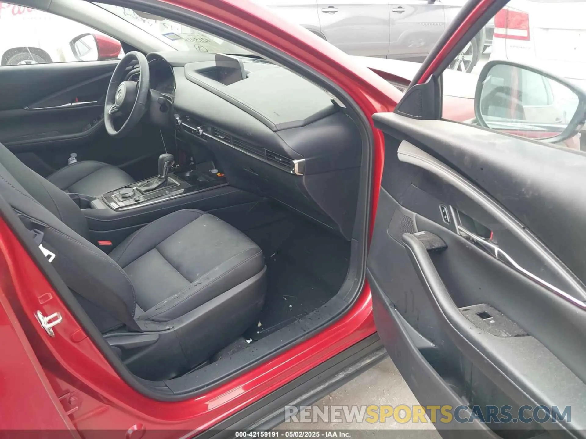 5 Photograph of a damaged car 3MVDMBCM8SM793580 MAZDA CX-30 2025